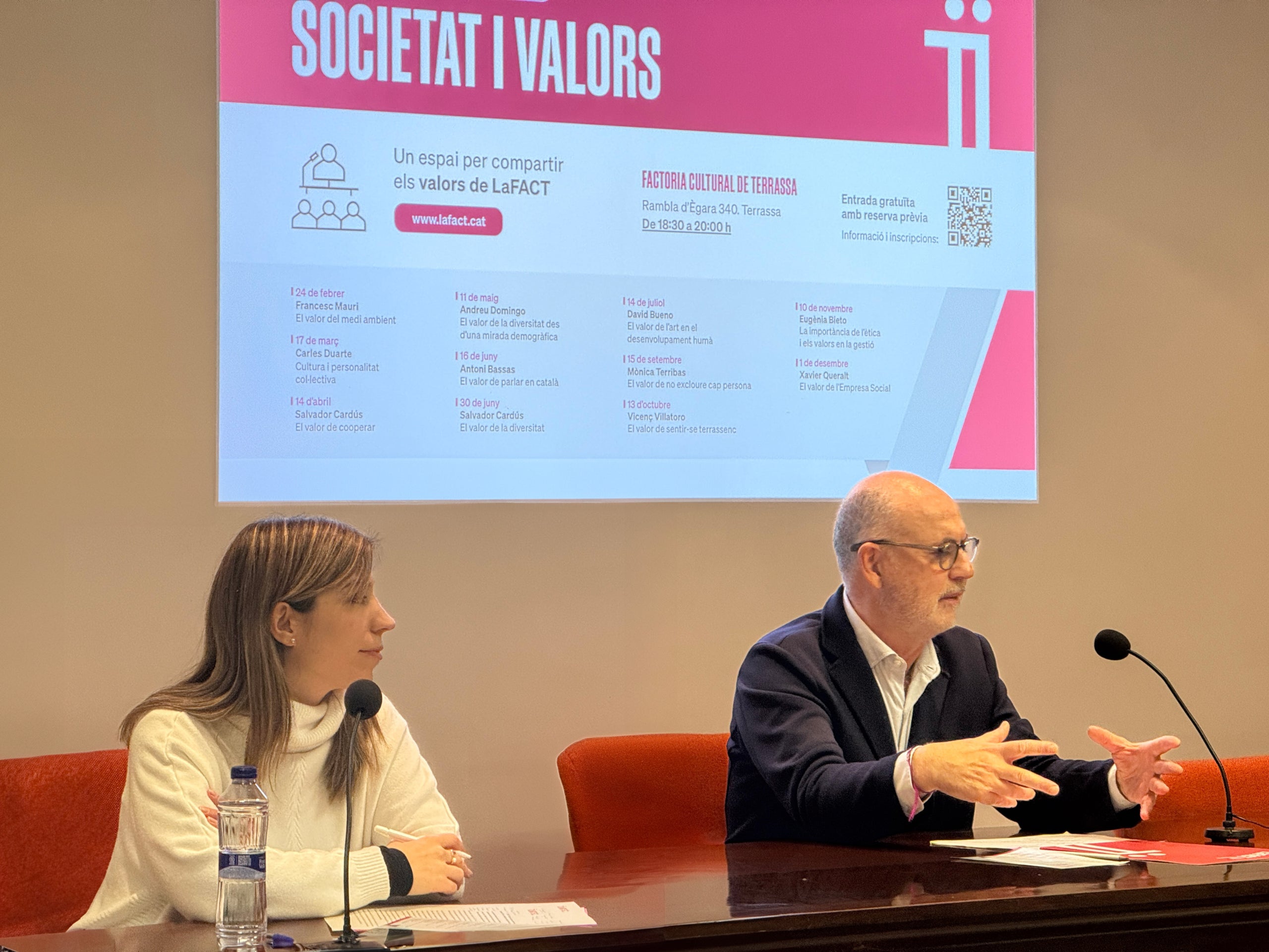 Presentació del cicle de conferències 'Societat i Valors' de LaFACT | LaFACT