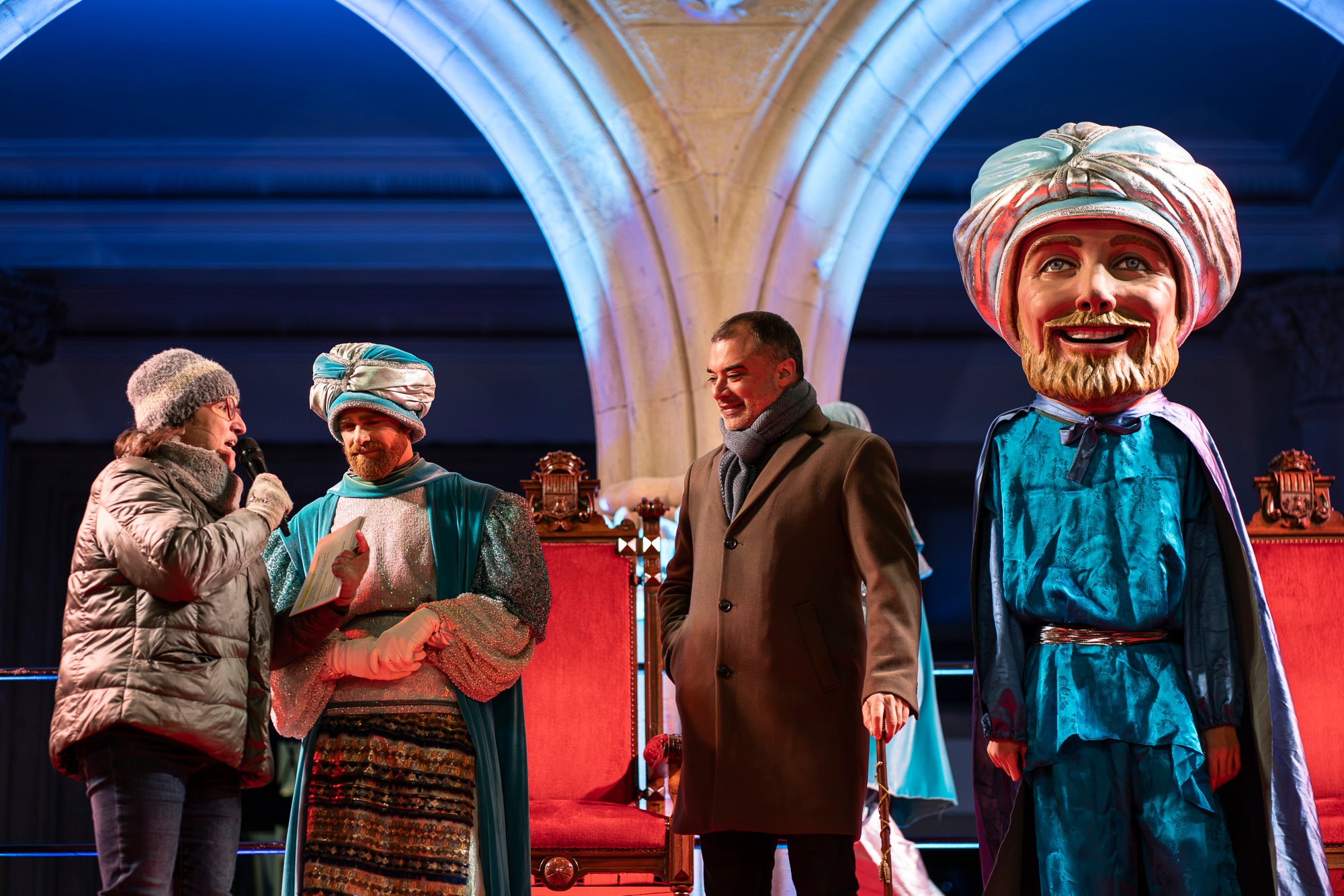 Un any més Ses Majestats els Reis d'Orient han arribat a la ciutat per portar màgia i alegria a tots els infants de Terrassa. Enguany, la Cavalcada de Reis ha estat marcada per les baixes temperatures, les quals van provocar nevades a La Mola i Matadepera. Tot i això, milers de persones es van llençar als carrers per donar una càlida benvinguda a Melcior, Gaspar i Baltasar | Mireia Comas