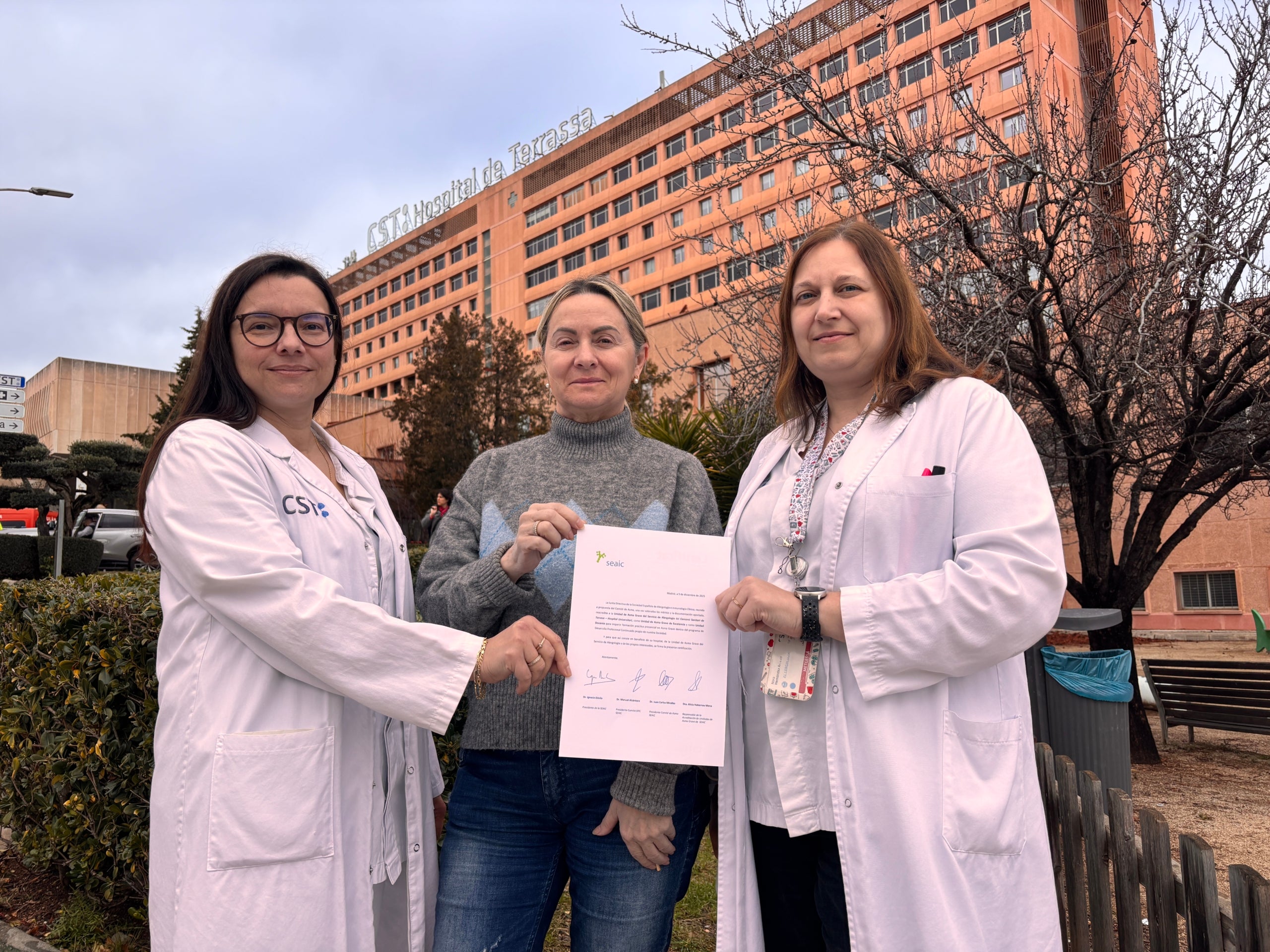 D'esquerra a dreta; la Dra. Marta Viñas, Maypi Ballesteros i la Dra. Nora Hernàndez | CST