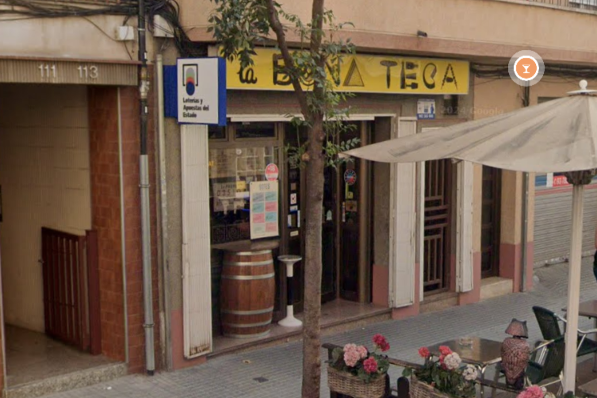 Establiment La Bona Teca, ubicat al carrer de Colom | G.M.