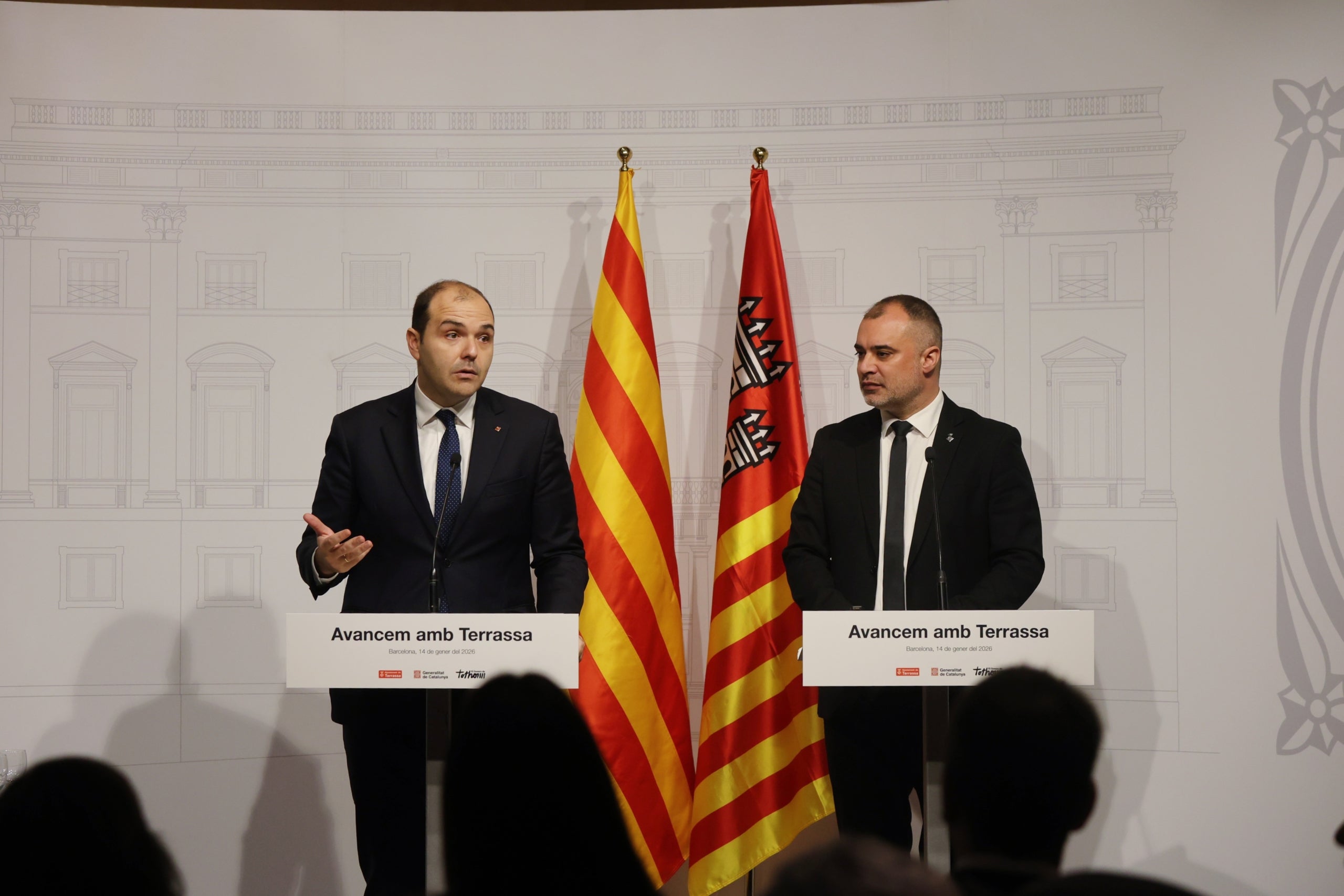 El conseller de la Presidència, Albert Dalmau, i l'alcalde de Terrassa, Jordi Ballart, després de la bilateral al Palau de la Generalitat | Generalitat