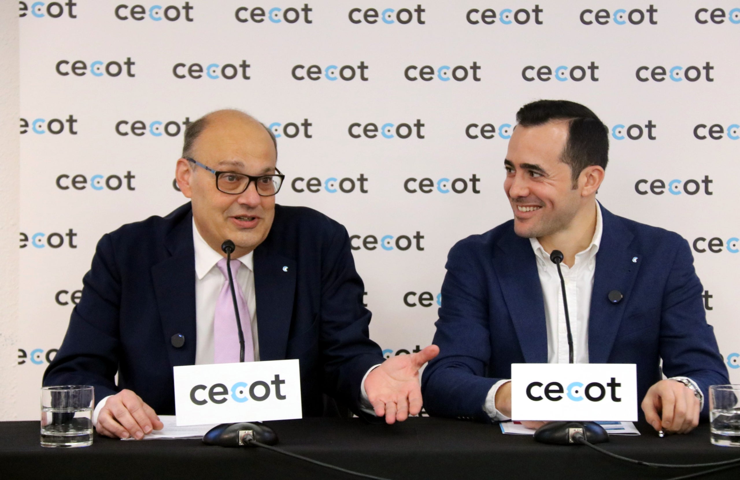 El president de la Cecot, Xavier Panés, i el secretari general, Oriol Alba, a la presentació de les perspectives 2026 dilluns passat | ACN/Andrea Salazar