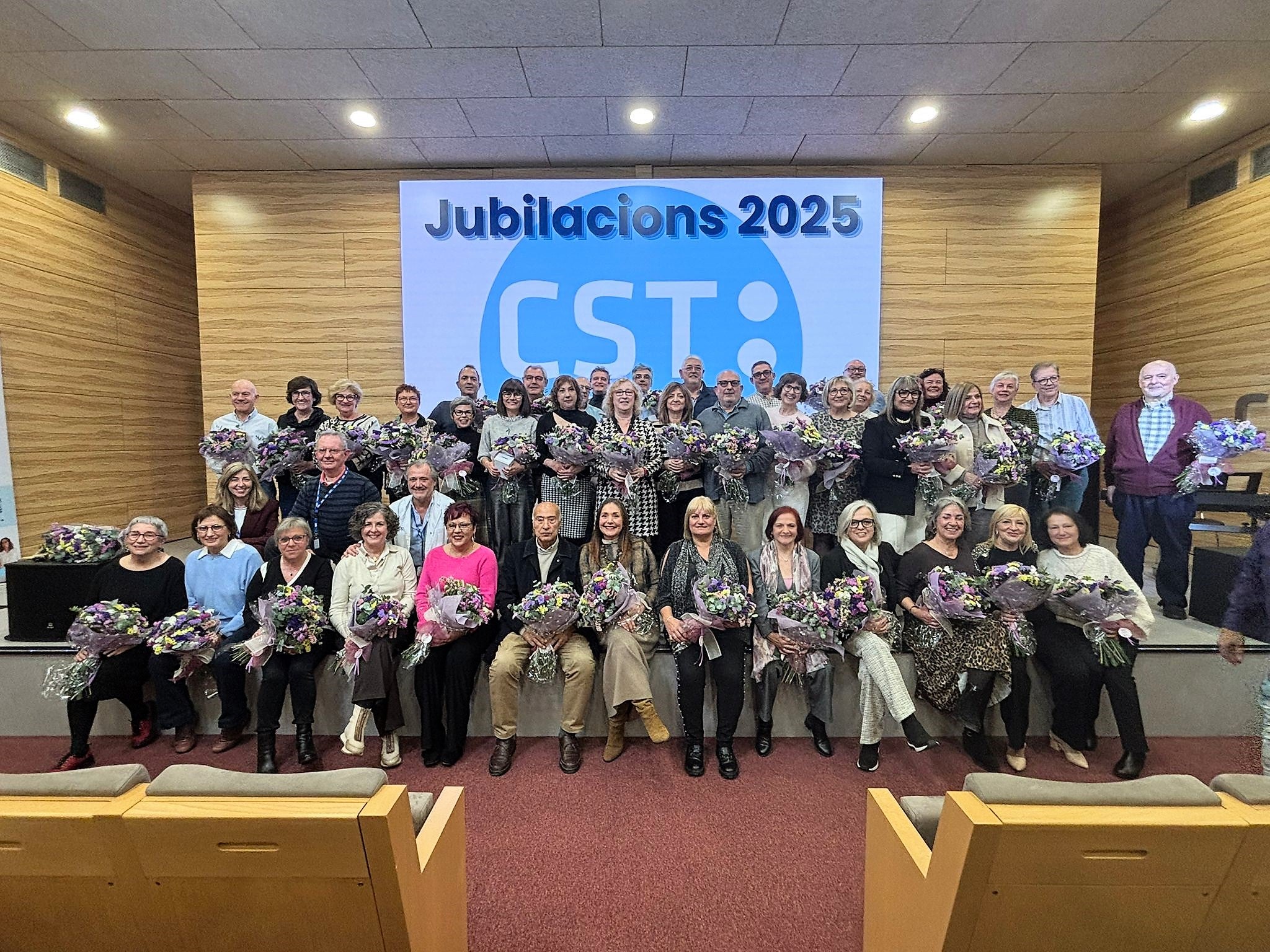 El Consorci Sanitari de Terrassa ret homenatge als professionals que s'han jubilat en el decurs del 2025 | CST