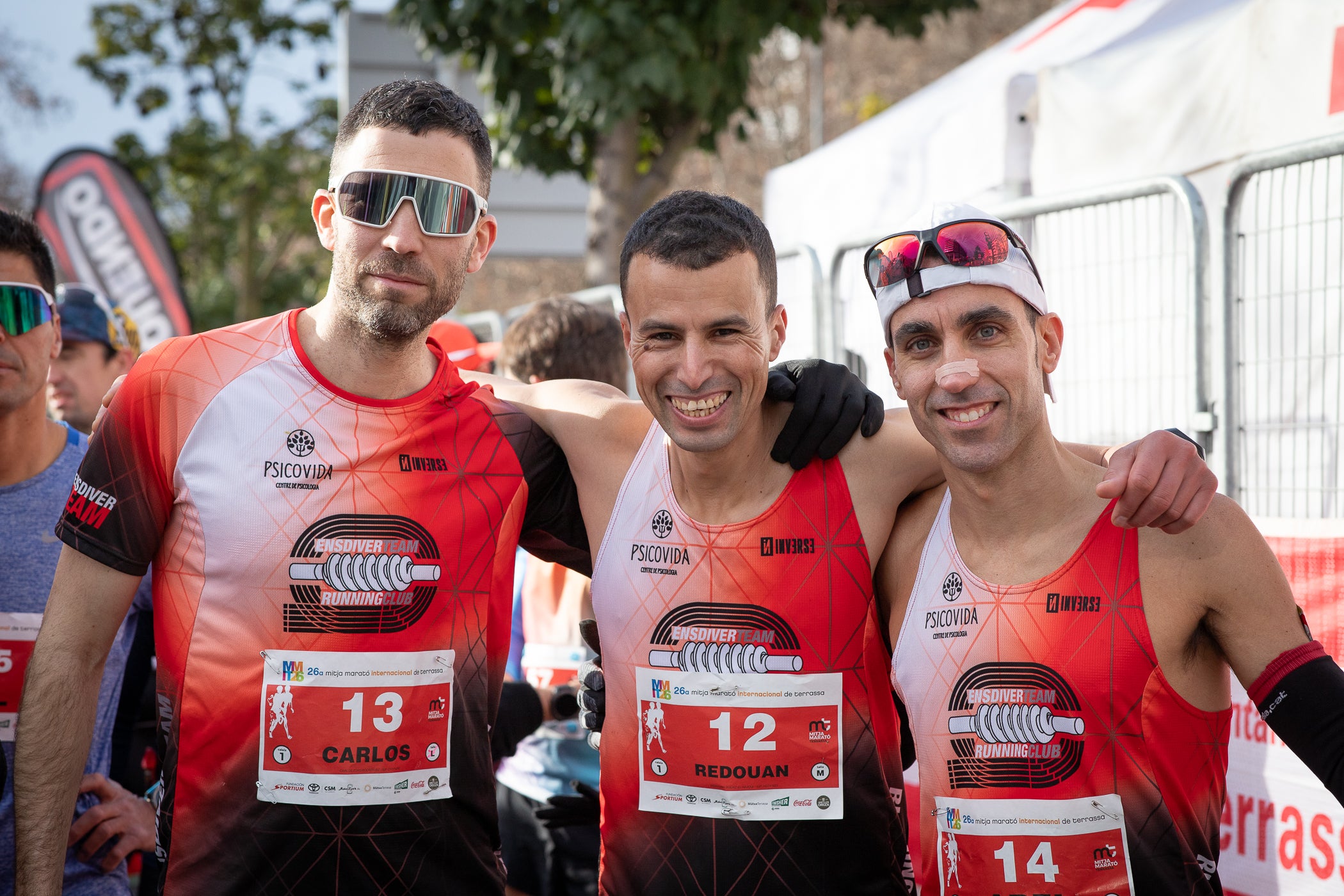Aquest diumenge, 1 de febrer, s'ha celebrat la 26a edició de la Mitja Marató Internacional de Terrassa. Un total de 4.154 participants han corregut en els dos recorreguts que s'han organitzat, la cursa gran (de 21 quilòmetres) i la Santi Centelles (de 5 quilòmetres). Els grans triomfadors de la jornada han estat Jaume Leiva i Cristina Silva, que s'ha proclamat campions de l'edició d'enguany amb un temps d'1:07:43 i 1:15:18, respectivament | Javier González