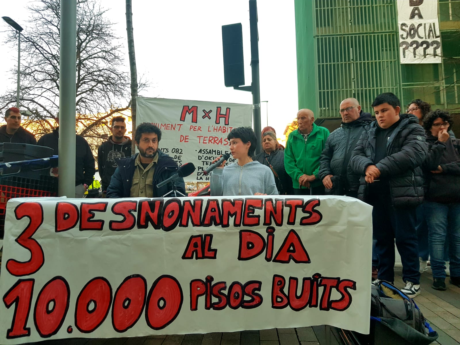 Roda de premsa del Moviment per l'Habitatge a Terrassa | Lluïsa Tarrida