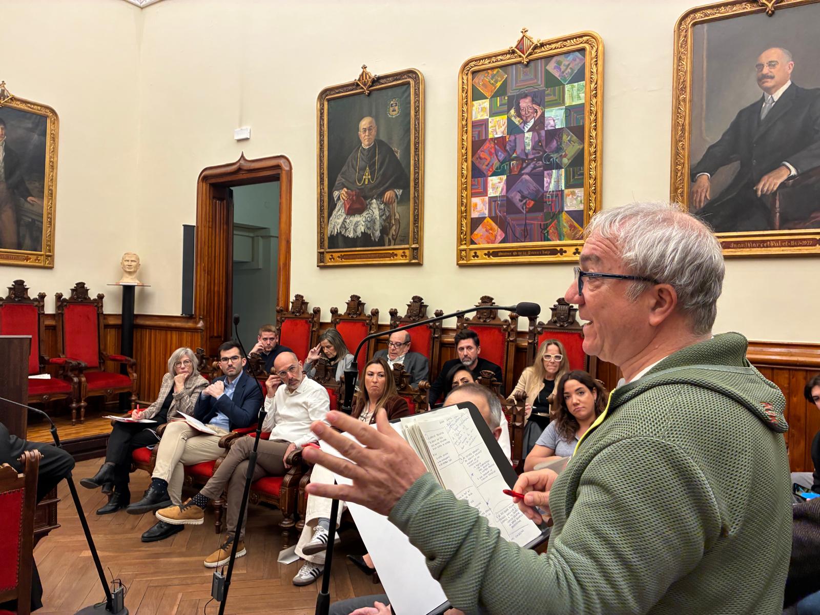 Manel Pérez Díaz, representant de CCOO, al Ple Municipal de Terrassa | Vicenç Batalla
