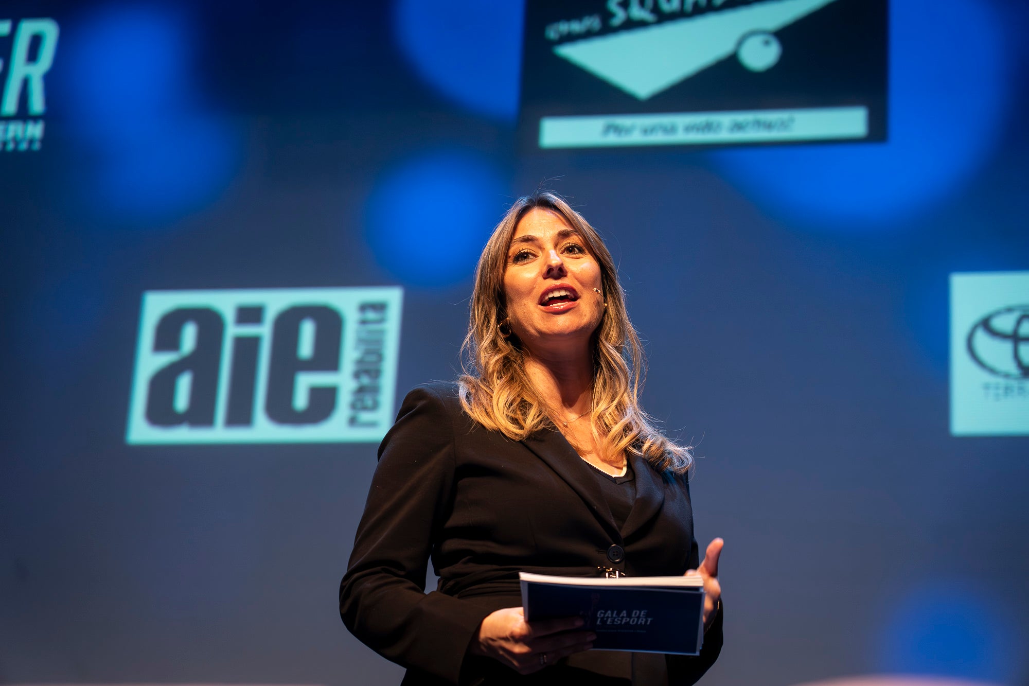 El Teatre Principal va acollir dimarts a la tarda la 51a Gala de l'Esport – Trofeu Lluís Francino i Riera. L'objectiu del certament és retre homenatge a l'esport de la ciutat i als i les esportistes locals, així com entitats, directius i tècnics que hagin destacat durant l'any 2025. El gran triomfar de la nit va ser el waterpolista Álvaro Granados, que va ser nomenat millor Esportista de l'any. En esport adaptat, el guanyador va ser el nedador Jacobo Garrido | Mireia Comas