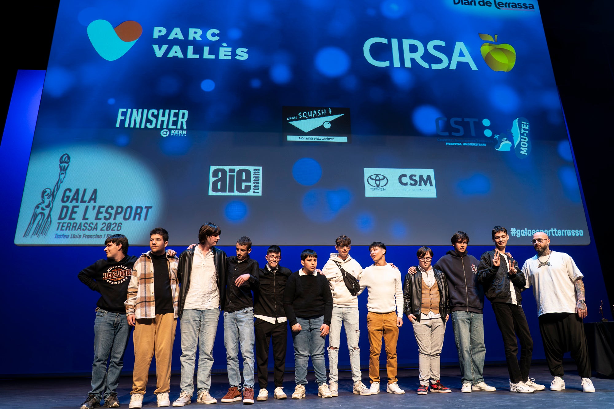 El Teatre Principal va acollir dimarts a la tarda la 51a Gala de l'Esport – Trofeu Lluís Francino i Riera. L'objectiu del certament és retre homenatge a l'esport de la ciutat i als i les esportistes locals, així com entitats, directius i tècnics que hagin destacat durant l'any 2025. El gran triomfar de la nit va ser el waterpolista Álvaro Granados, que va ser nomenat millor Esportista de l'any. En esport adaptat, el guanyador va ser el nedador Jacobo Garrido | Mireia Comas