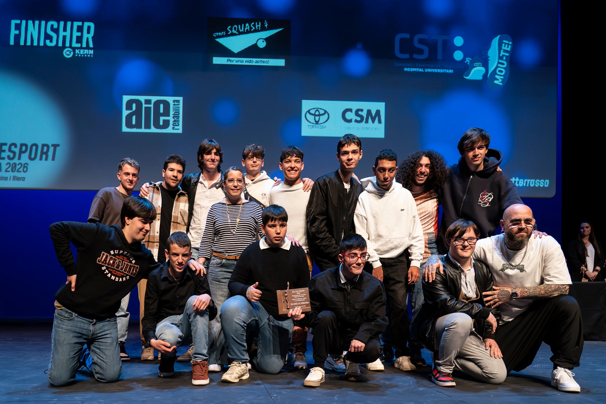 El Teatre Principal va acollir dimarts a la tarda la 51a Gala de l'Esport – Trofeu Lluís Francino i Riera. L'objectiu del certament és retre homenatge a l'esport de la ciutat i als i les esportistes locals, així com entitats, directius i tècnics que hagin destacat durant l'any 2025. El gran triomfar de la nit va ser el waterpolista Álvaro Granados, que va ser nomenat millor Esportista de l'any. En esport adaptat, el guanyador va ser el nedador Jacobo Garrido | Mireia Comas
