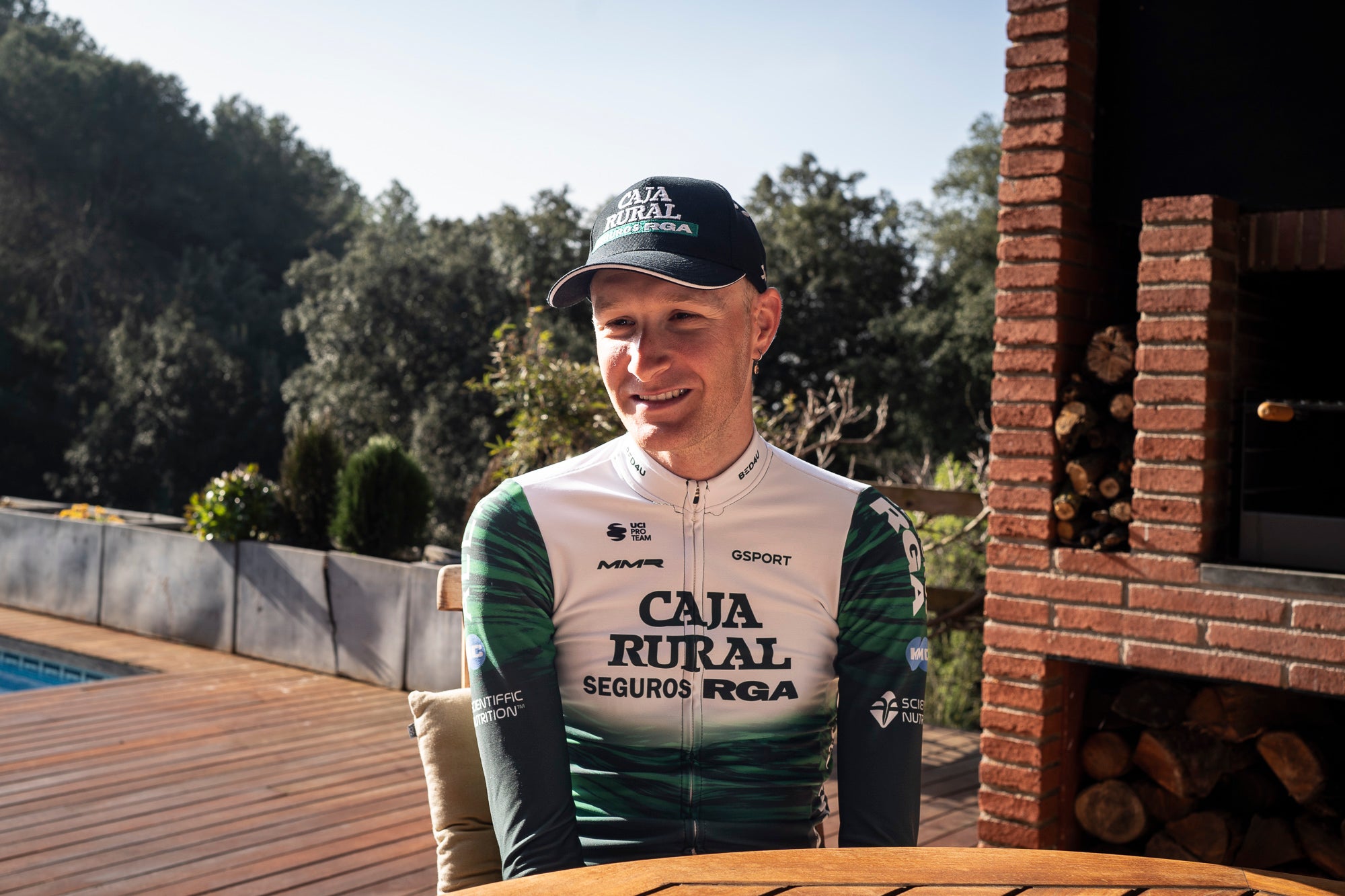 Abel Balderstone, ciclista fins ara del Caja Rural, a casa seva a Ullastrell el març passat | Mireia Comas