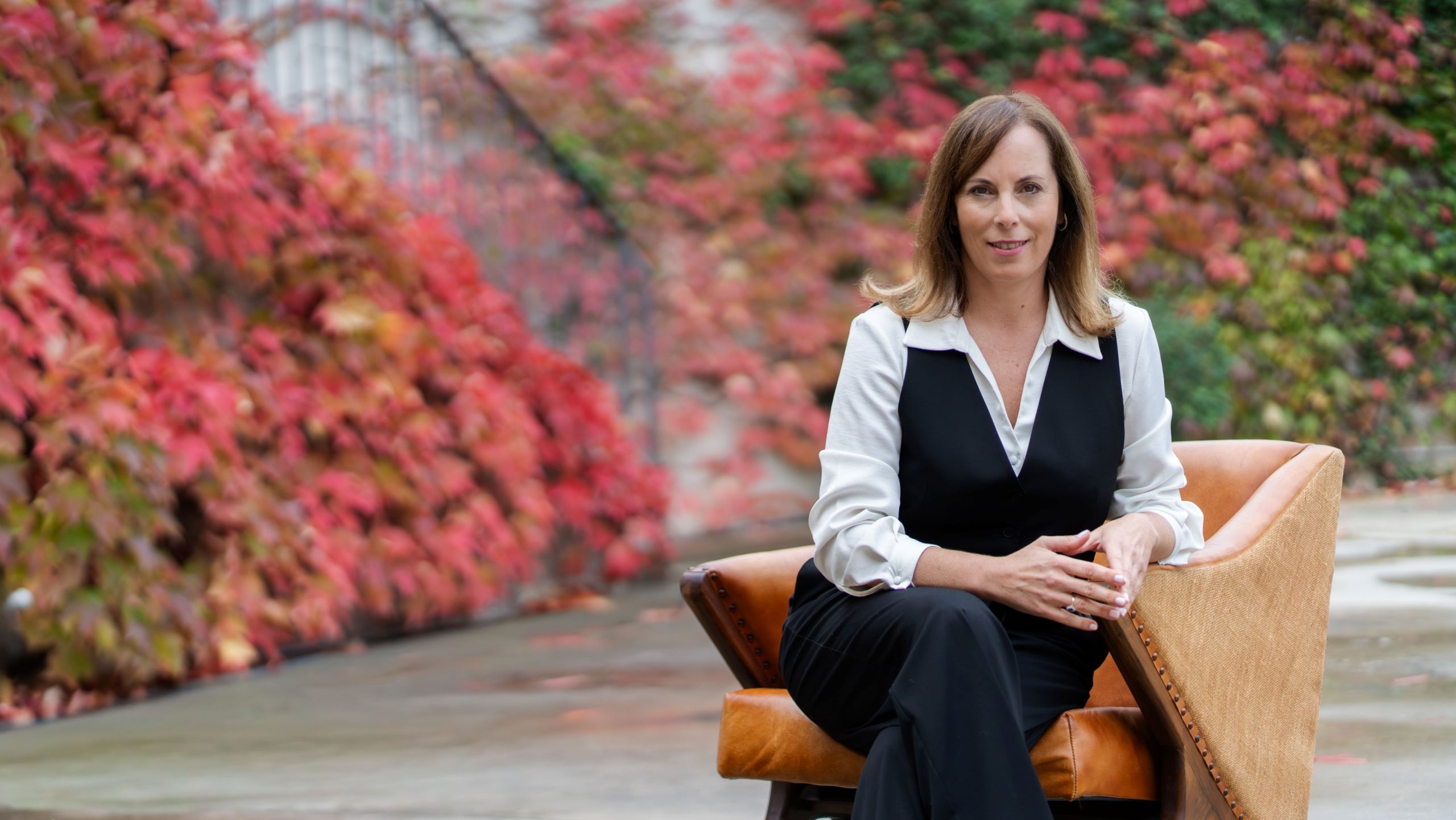 L'experta terrassenca Noèlia Hurtado publica el llibre 'El Relevo', la guia clau per a la supervivència de l'empresa familiar  | Cedida