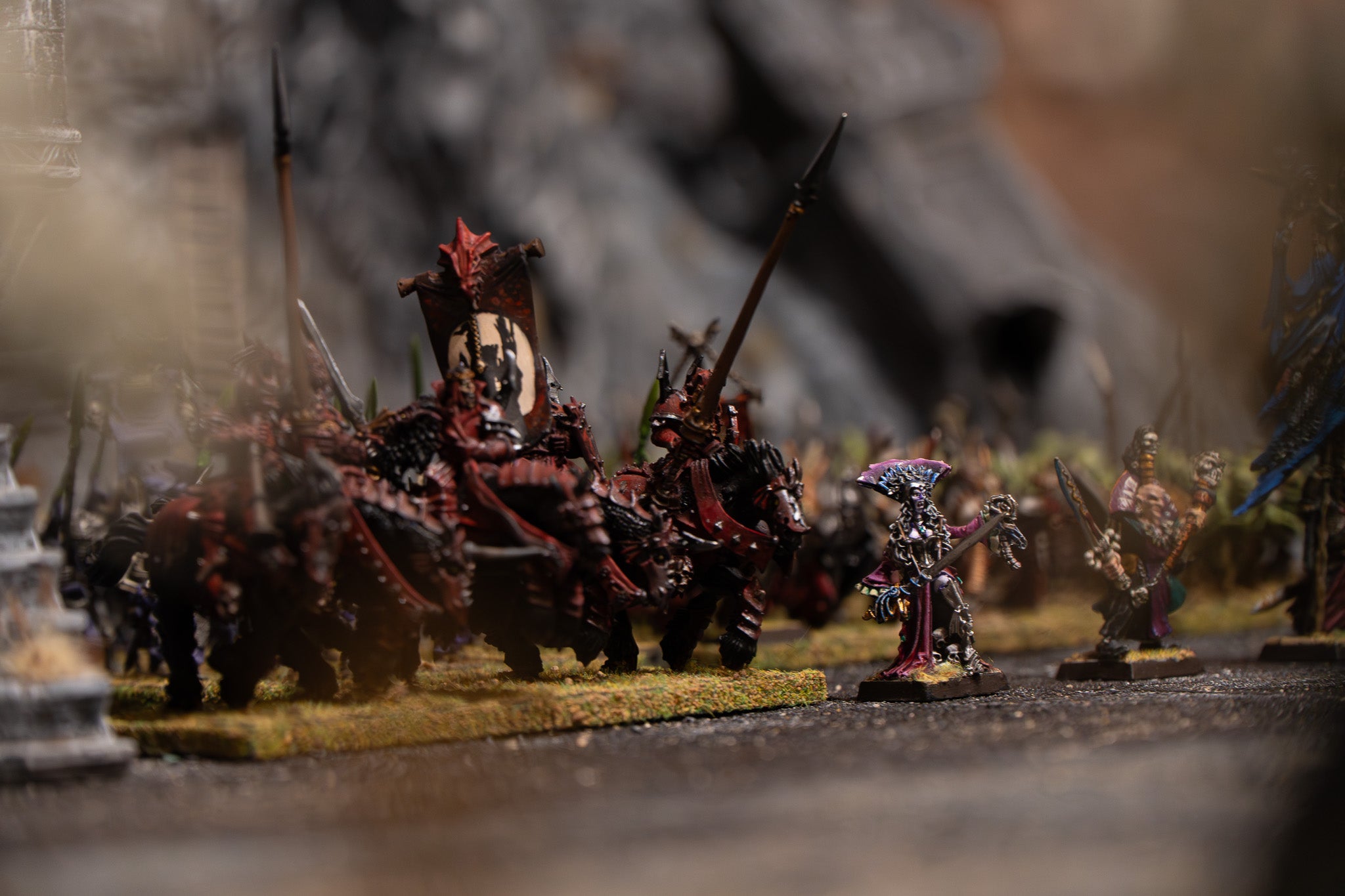 Aquest passat dissabte, 7 de març, el local de festes terrassenc El Soterrani va acollir la celebració del segon Torneig de Warhammer Fantasy, organitzat per Josep Maria Esteve i Segura. De les 11 a 19 hores, desenes de jugadors i curiosos es van citar per gaudir de la competició d'aquest conegut joc de rol. A més, l'esdeveniment també va comptar amb una petita exposició de miniatures | Jan Romero