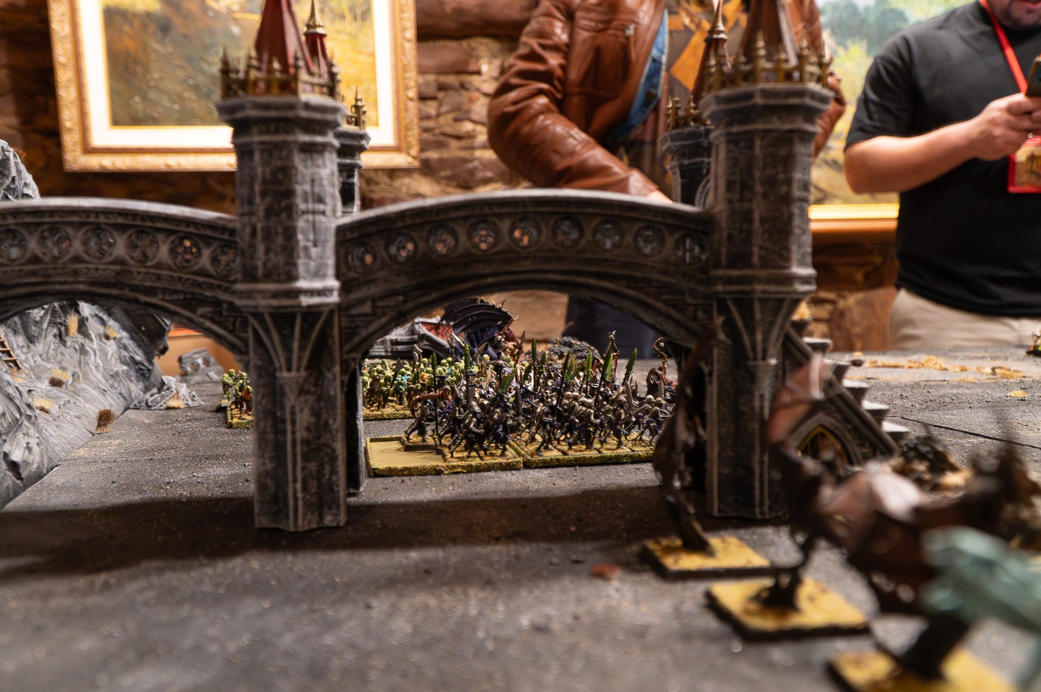 Aquest passat dissabte, 7 de març, el local de festes terrassenc El Soterrani va acollir la celebració del segon Torneig de Warhammer Fantasy, organitzat per Josep Maria Esteve i Segura. De les 11 a 19 hores, desenes de jugadors i curiosos es van citar per gaudir de la competició d'aquest conegut joc de rol. A més, l'esdeveniment també va comptar amb una petita exposició de miniatures | Jan Romero