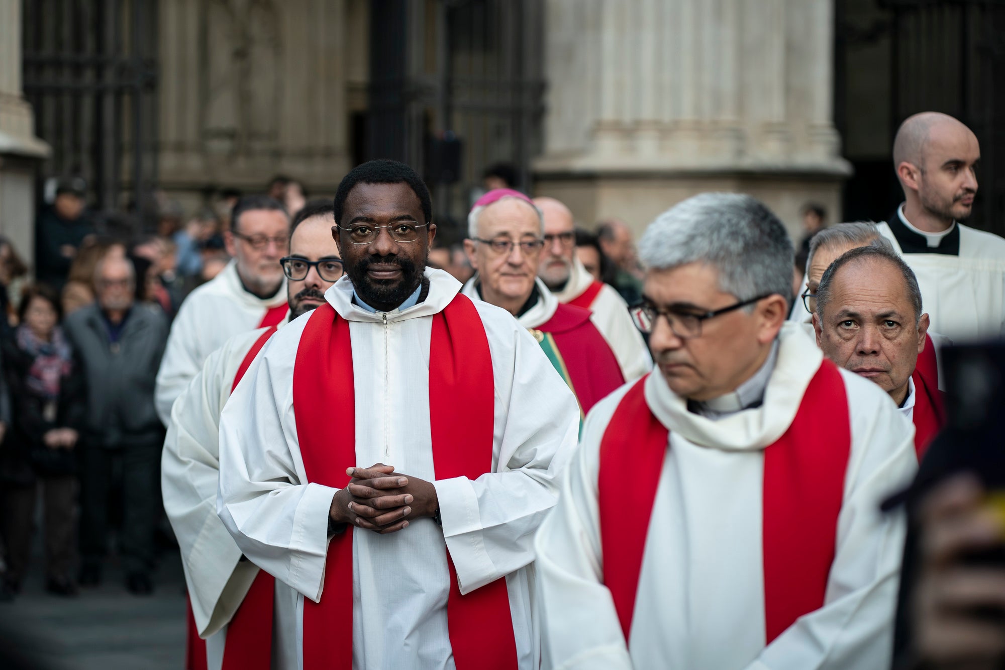 Aquest Divendres Sant, 3 d'abril, ha tingut lloc a les 20 hores a la Catedral del Sant Esperit el Via Crucis | Mireia Comas