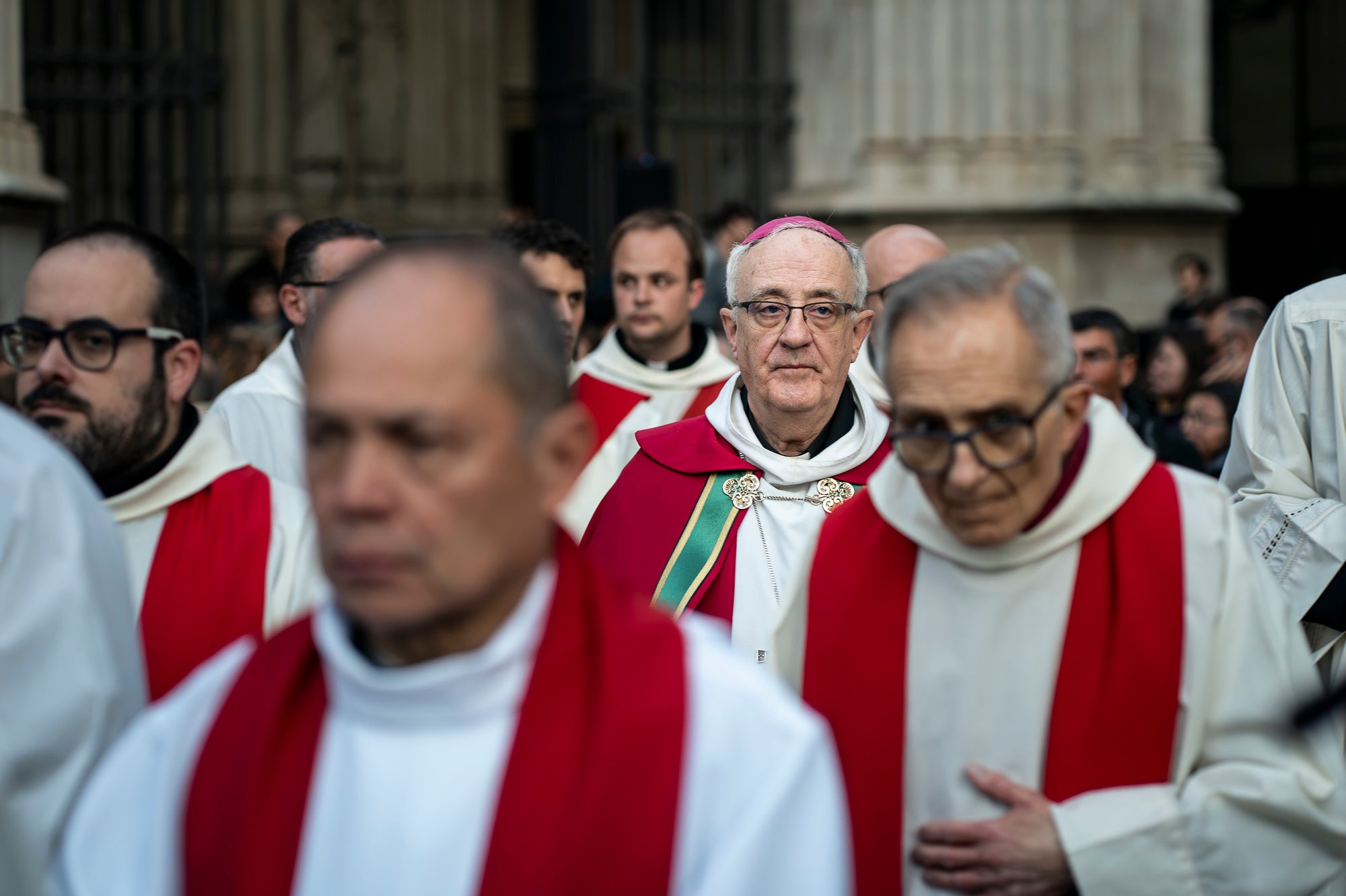 Aquest Divendres Sant, 3 d'abril, ha tingut lloc a les 20 hores a la Catedral del Sant Esperit el Via Crucis | Mireia Comas