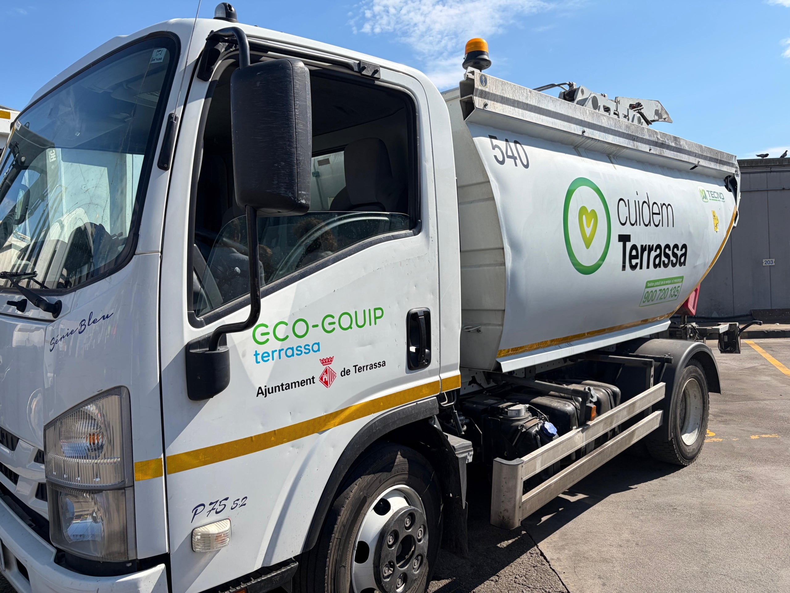 Eco-Equip estrena imatge corporativa als vehicles de la seva flota amb el nou logotip i lema | Ajuntament de Terrassa