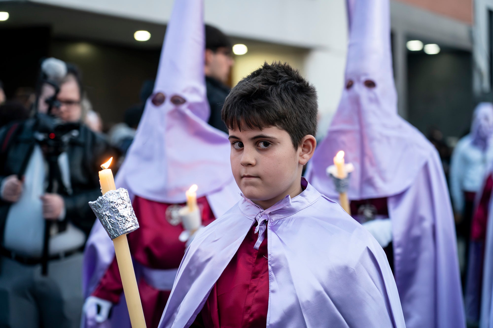 Com és tradició, aquest Dijous Sant el barri de les Arenes ha acollit la Procesión del Encuentro. La jornada ha comptat amb la participació de les confraries Hermandad Jesús Cautivo y María Santísima de las Arenas; Hermandad Nuestro Padre Jesús Nazareno y Virgen de los Dolores de Terrassa; i Cofradía Virgen de las Angustias de Terrassa del Centro Andaluz de Nueva Carteya | Mireia Comas
