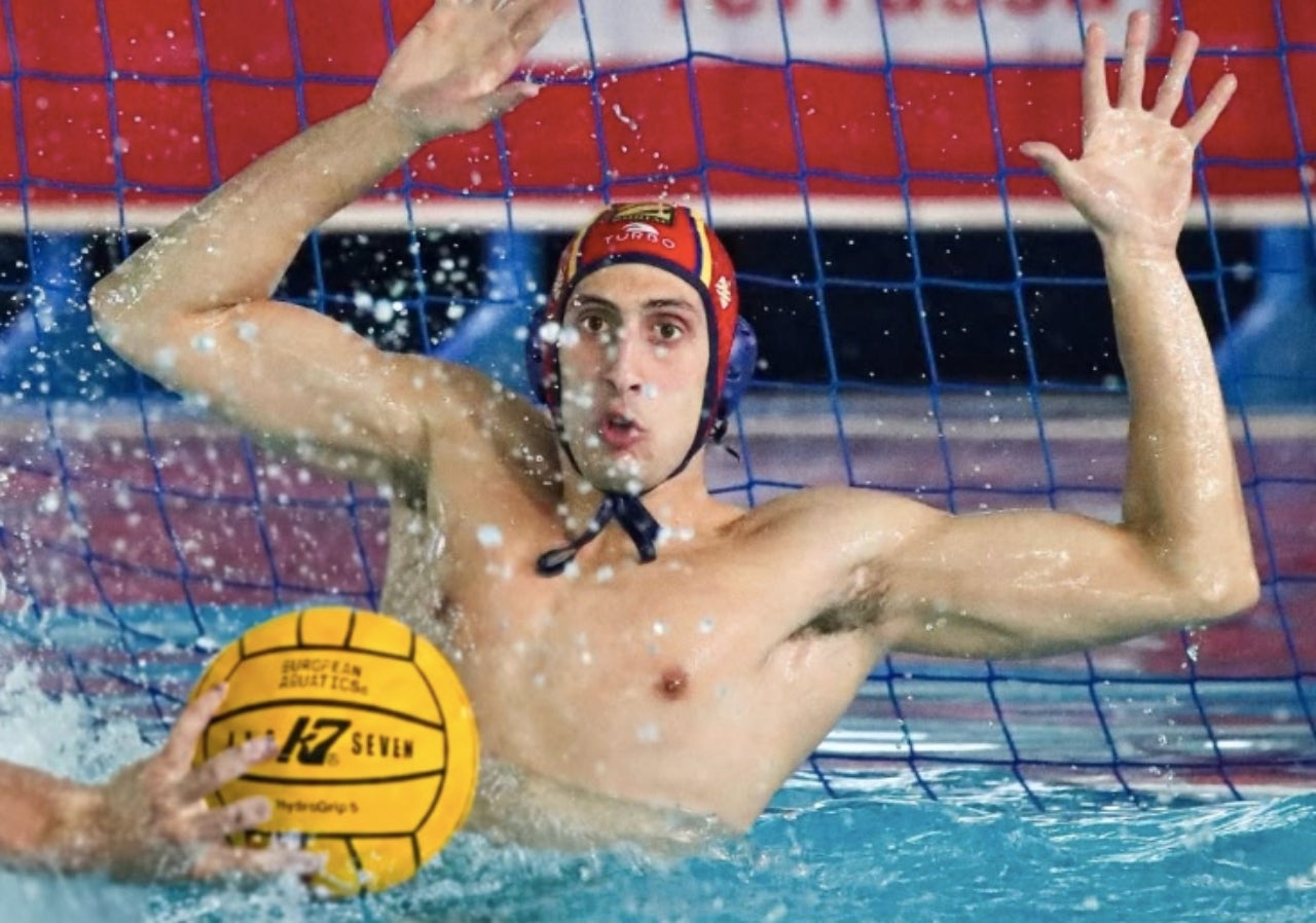 Jugada del partit entre el CN Terrassa i l'Atlètic-Barceloneta | CNAB_Oficial