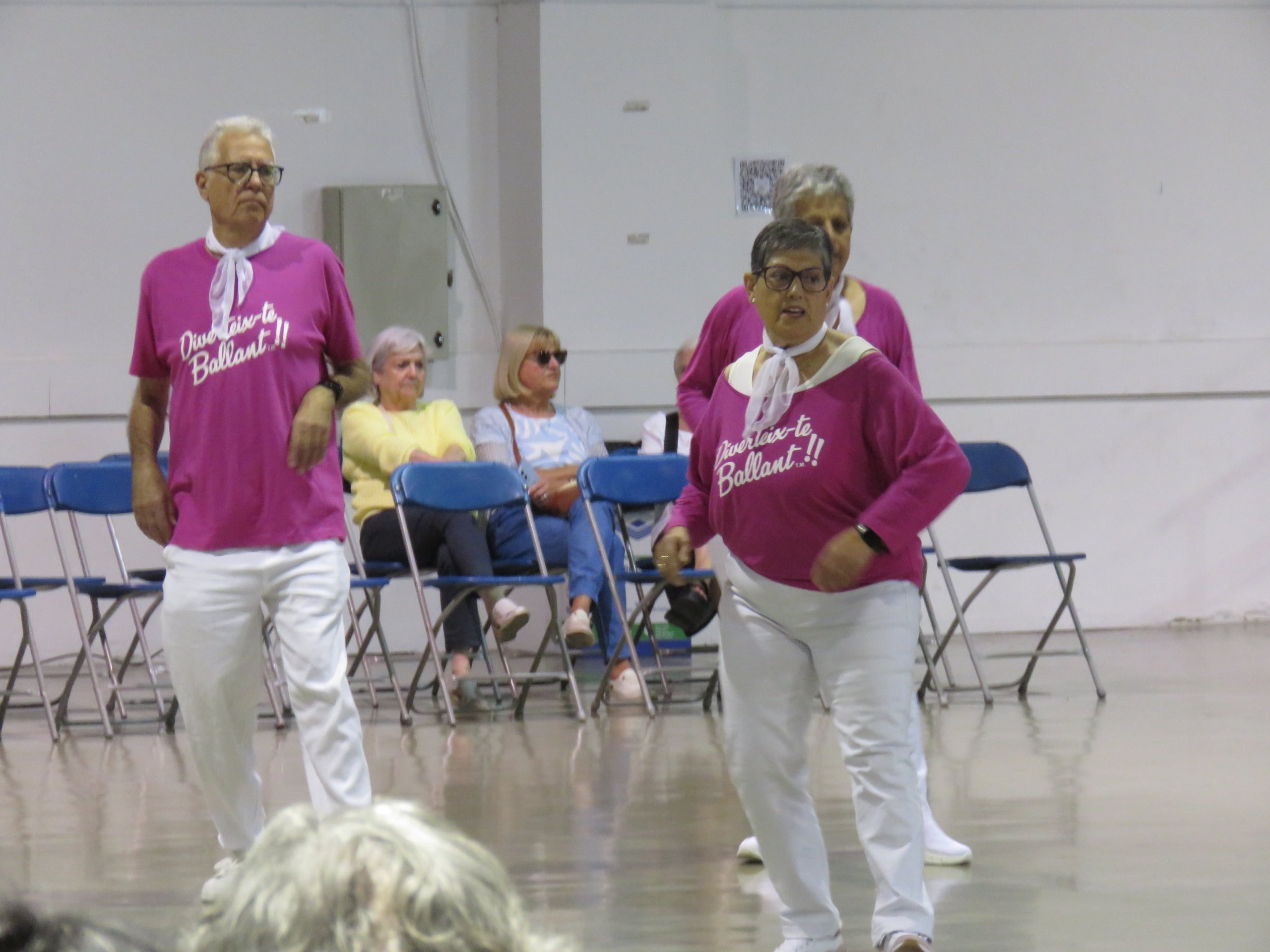 Aquest cap de setmana, 25 i 26 d'abril, el Recinte Firal de Terrassa acull la Fira Som Gran, una jornada organitzada per la Federació d'Associacions i Centres de Gent Gran de Terrassa i que vol esdevenir un espai de trobada, convivència i reconeixement per a les persones grans de la ciutat. Durant aquests dos dies, es pot gaudir d'una gran programació d'activitats; entre exposicions, balls, jocs de taula, gastronomia i exhibicions | Oriol Manrique