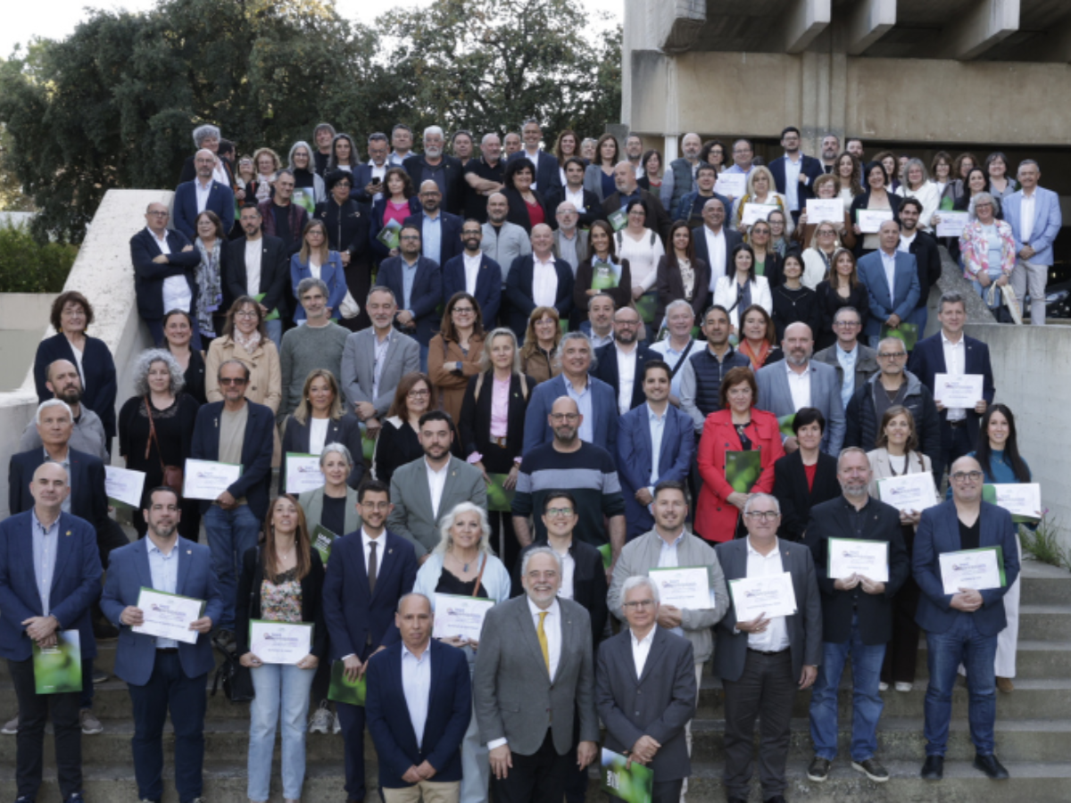 Acte d'entrega del segell de transparència Infoparticipa en un acte celebrat a l'Edifici del Rectorat del campus de la UAB | UAB 