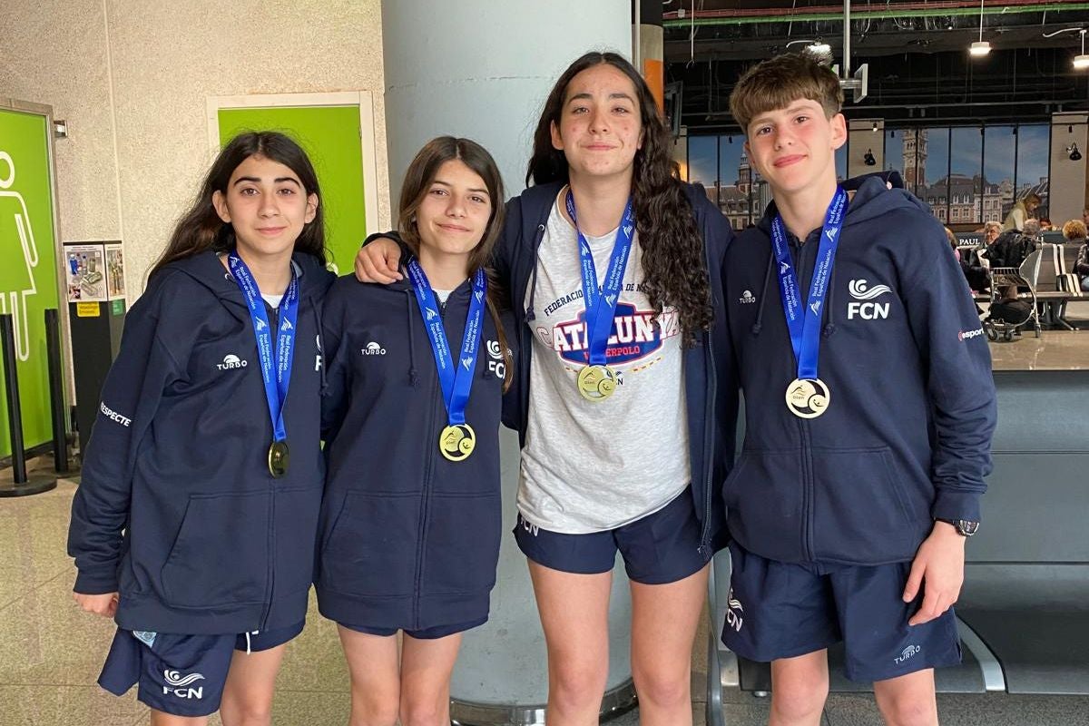 Quatre waterpolistes del CN Terrassa es pengen medalla amb Catalunya | CN Terrassa