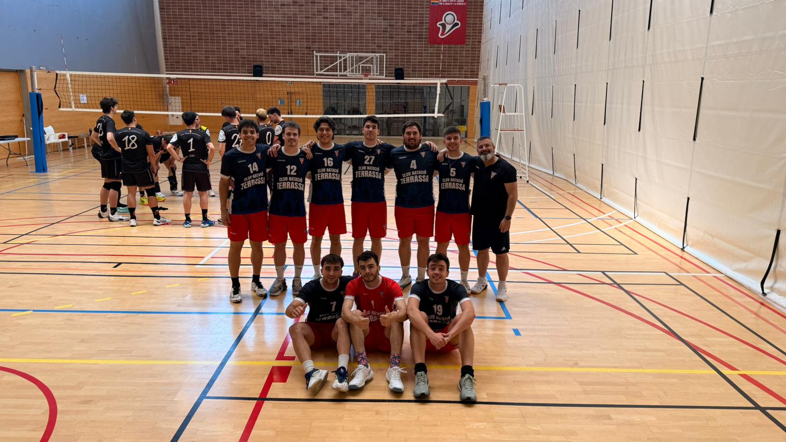 El sènior masculí de voleibol del Club Natació Terrassa