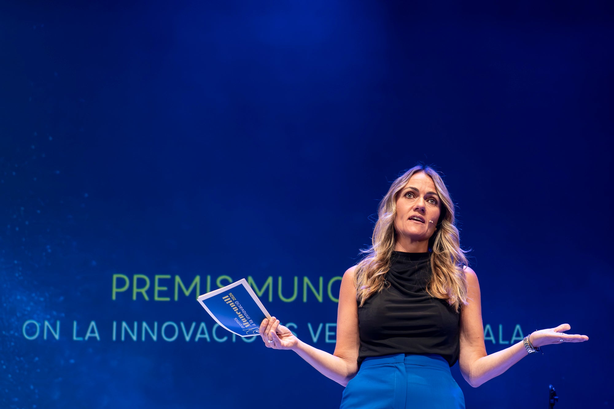 El Teatre Principal ha acollit aquest dijous, dia 7 de maig, la desena edició dels Premis Muncunill a la Innovació. Les empreses guanyadores han estat Comser, Luxquanta, Casa Batlló i Domestic Data Streamers, mentre que el Premi Muncunill a la Innovació d’Honor ha estat per l’Acondicionamiento Tarrasense, actual Centre Tecnològic LEITAT, en reconeixement a la seva trajectòria de 120 anys. Com ja és habitual, durant la gala, conduïda per la periodista Sheila Allen, i ha comptat amb un element artístic excepcional: l'actuació de l'Orquestra Simfònica del Vallès,. Creats per l’Ajuntament de Terrassa amb el suport de la Diputació de Barcelona, aquests guardons tenen com a principal objectiu apropar la innovació a la ciutadania i, alhora, visibilitzar i reconèixer la feina de les empreses que aposten per la innovació com a model integral, contribuint a la millora de la qualitat de vida de les persones.