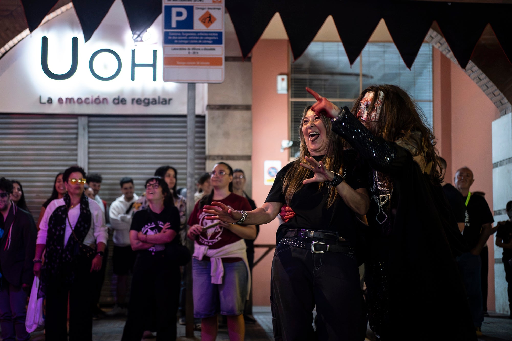 Aquest dijous a la nit ha tingut lloc l’espectacle inaugural de Walpurgis, la Fira de Bruixes. Sant Pere Nord es prepara per quatre dies plens d’activitats, on la bruixeria i l’esoterisme en són els eixos principals. 