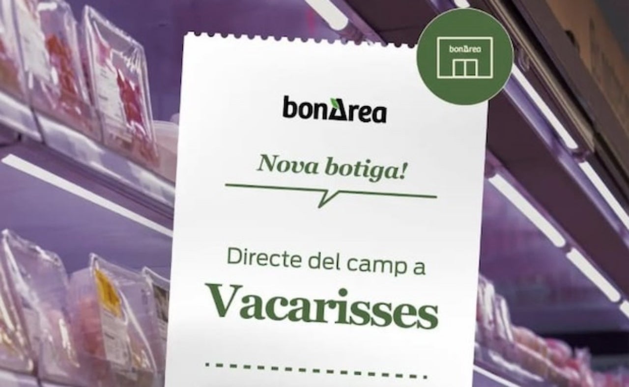 Cartell anunciant la inauguració del supermercat BonÀrea a Vacarisses