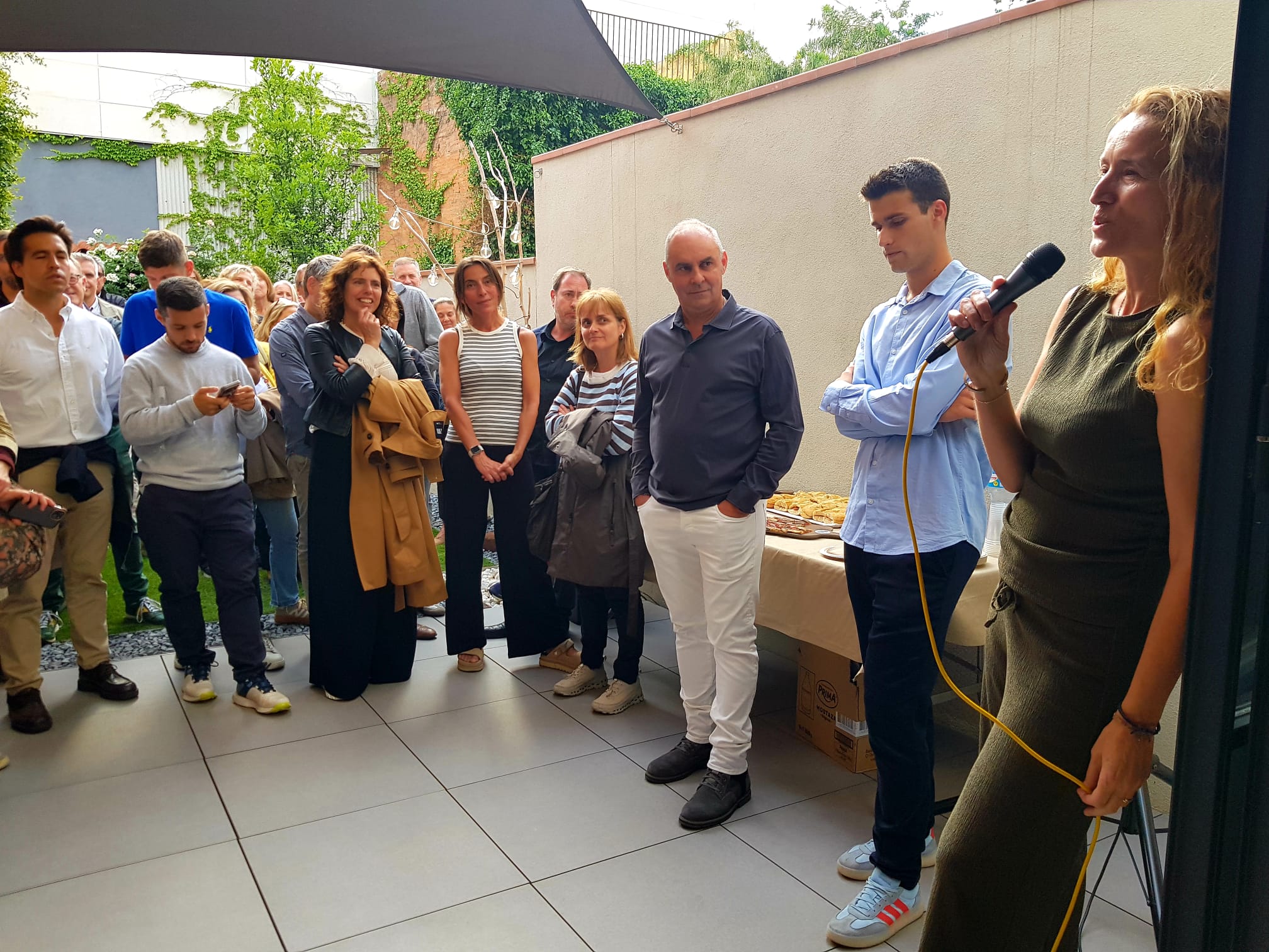 Ivana Jordà, mare d'en Pau Dinarès, ha presentat l'associació sense ànim de lucre DINA35 | Lluïsa Tarrida