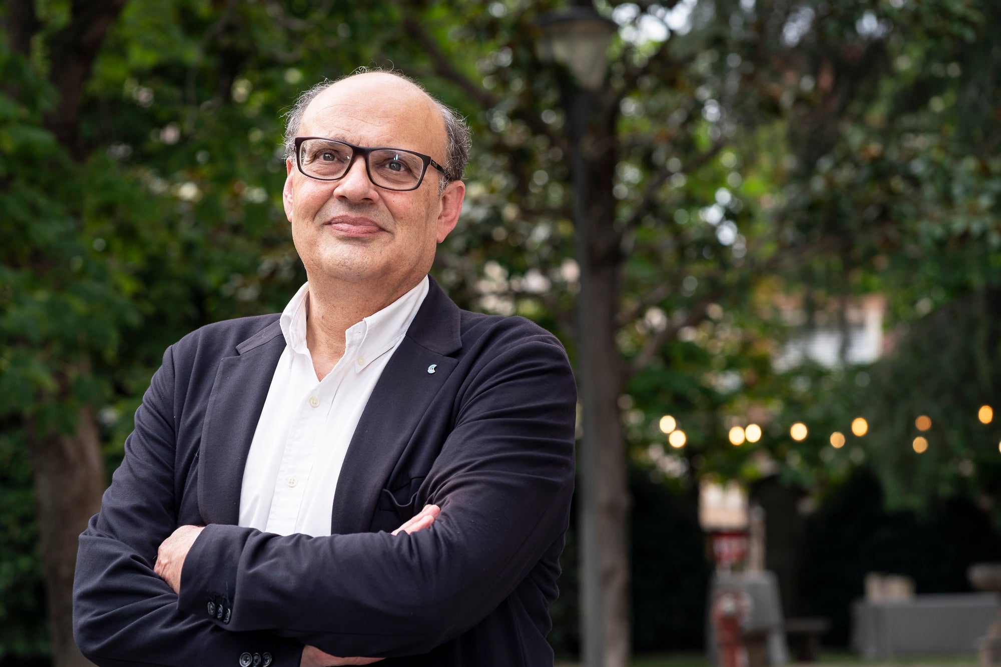 El president de la Cecot, Xavier Panés, als jardins de la seu terrassenca de la patronal catalana | Mireia Coma
