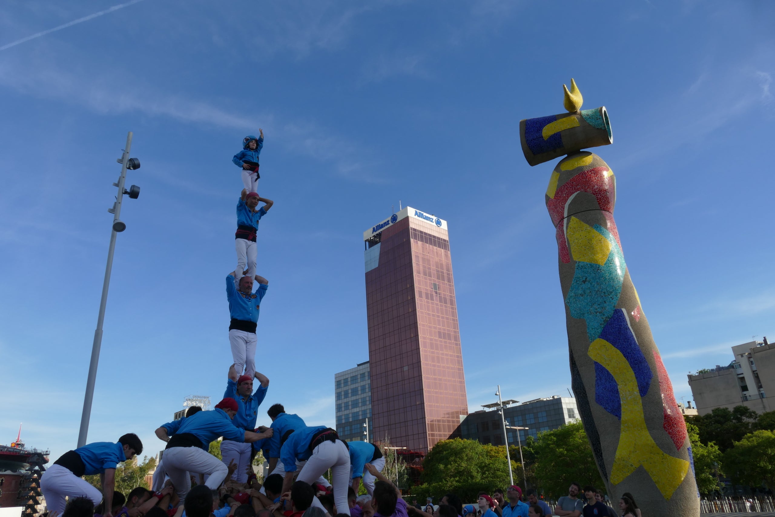 Actuació dels Castellers de Terrassa per l'aniversari dels Esquerdats | CdT