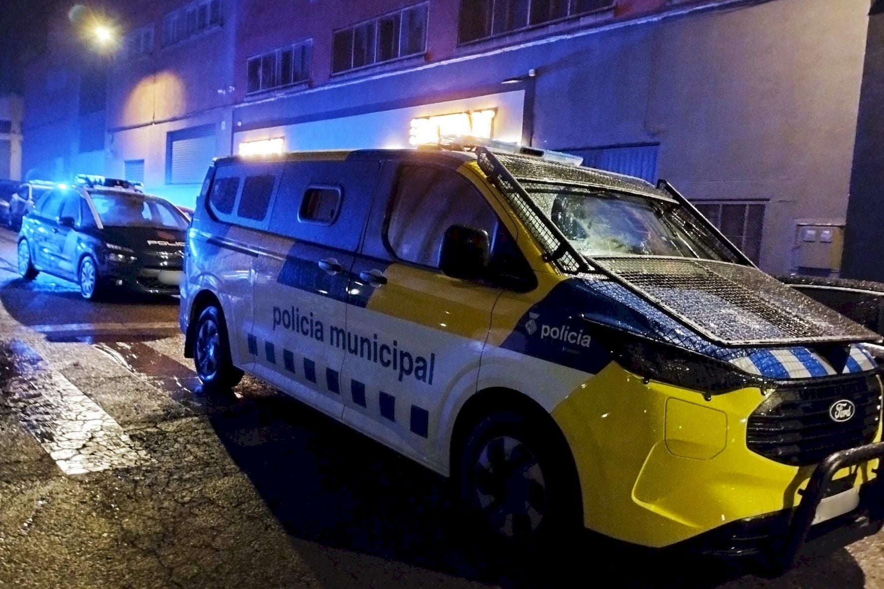 Dispositiu policial en locals d'oci nocturn de Terrassa | PMT