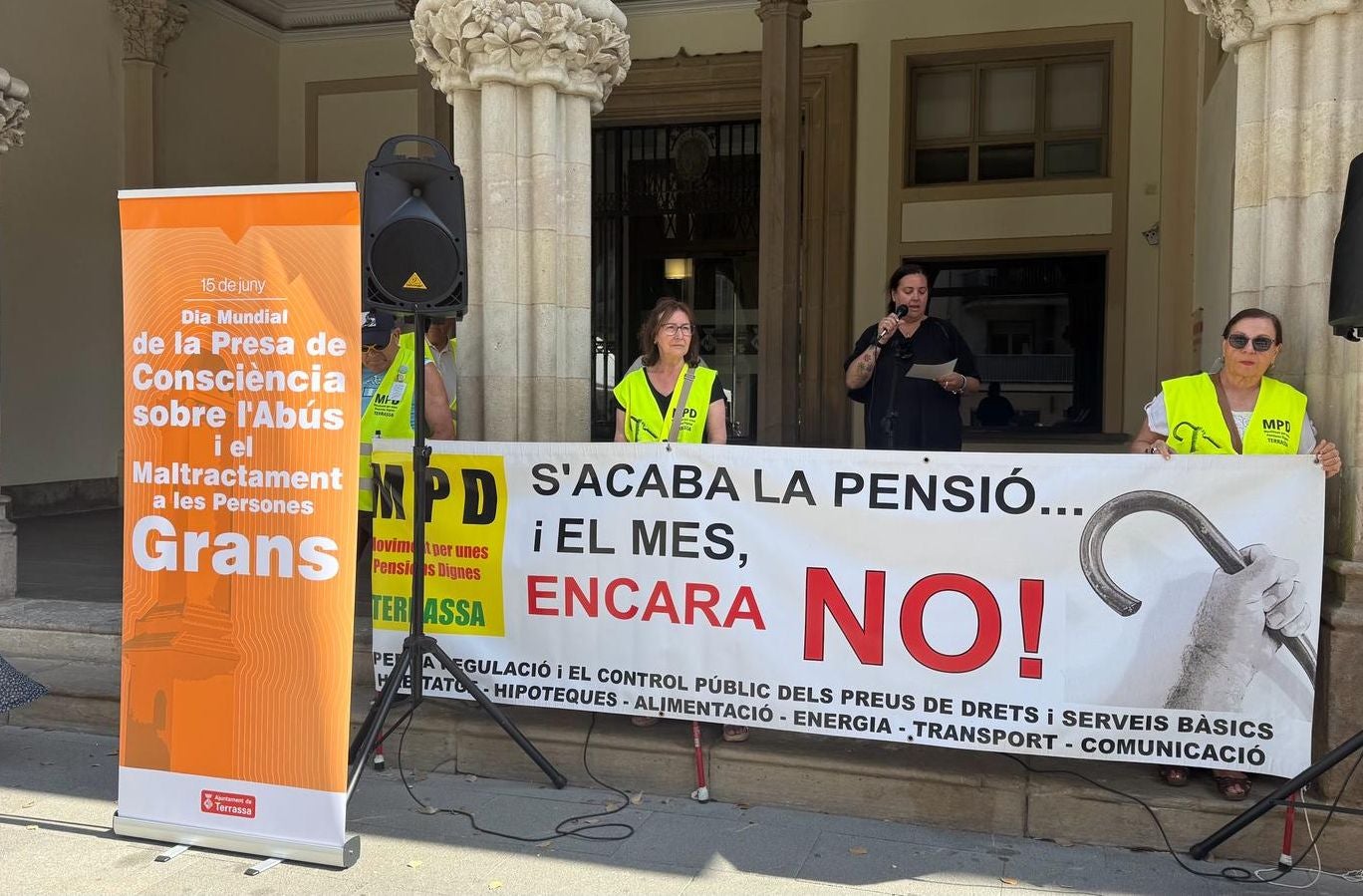 Jornada al Raval de Montserrat pel Dia Mundial de la Presa de Consciència sobre l'Abús i el Maltractament a les Persones Grans | Ajuntament de Terrassa