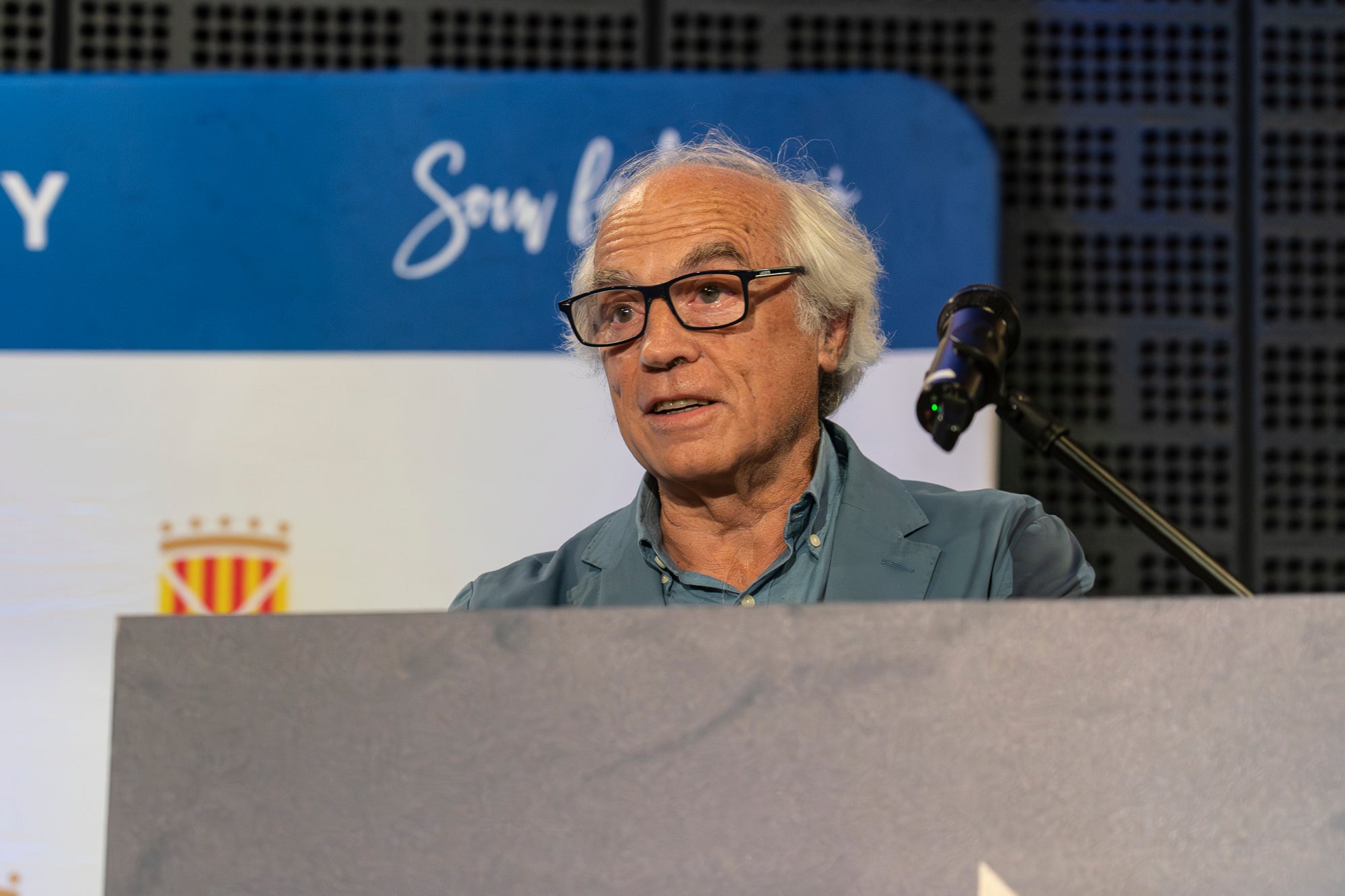 La 57 edició del Festival del Hockey Català ha celebrat aquest divendres al Vapor de Prodis de Terrassa la seva entrega dels premis anuals. I aquests han estat els principals guardonats: Júlia Strappato Garreta (millor jugadora de 1a Divisió Femení); Joan Lletí Fabregó (millor jugador de 1a Divisió Masculí); Anna Marquès Ayats (jugadora promesa); Jan Trujillo Amescua (jugador promesa); Marc Campabadal Monreal (millor esportista Lliga Hockey+); Shannon Lynn Lakusta (jugadora més veterana); Julio César Saavedra (jugador més veterà); Jordi Delás i Amat (Stick d'Or); Xavier Lleonart Blanco (Medalla d'Or al Mèrit Esportiu); Marta Cerdà Ciriols i Lídia Martí Garbayo (Medalla d'Honor); Jordi Bonastre Company per 100 partits internacionals i Xavier Gispert Amat per 100 partits internacionals (Medalla de Bronze al Mèrit Esportiu); Bernat Olivares Velasco (premi al millor company 'Quico Carné'); Jan Capellades Marcet (Trofeu Lluís Ysamat); Ot Corominas Ricart i Gaby Raimondi (millor àrbitre/a federat); Carlos Dolz Bautista (medalla al mèrit arbitral 'Josep Salvatella'); Miquel Romagosa Ruiz (Placa Especial FCH); Xavier Arnau Creus, Ramon Jufresa Lluch i Marta Prat Calmet (Sticks per la Història) | Mireia Comas