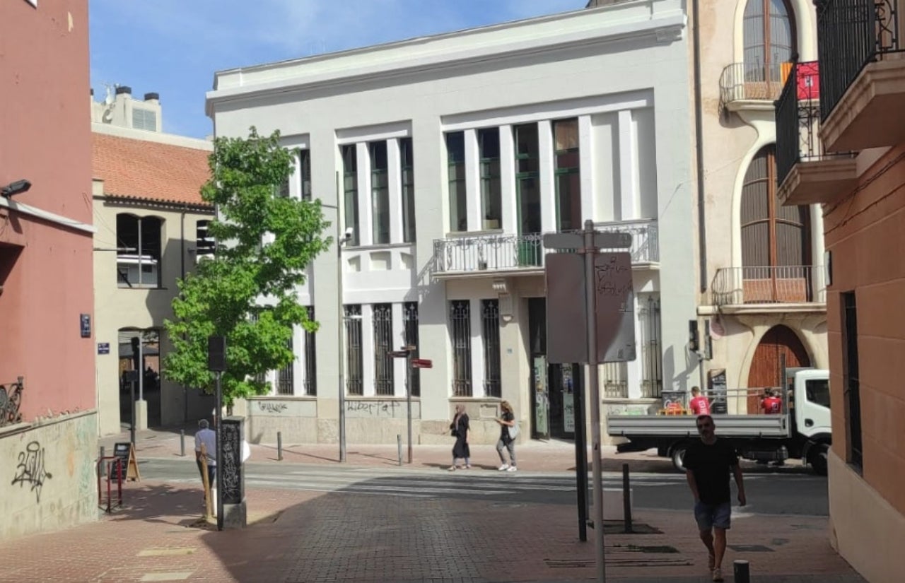 Façana de la nova unitat de TCA a Terrassa | Nalu Psicologia