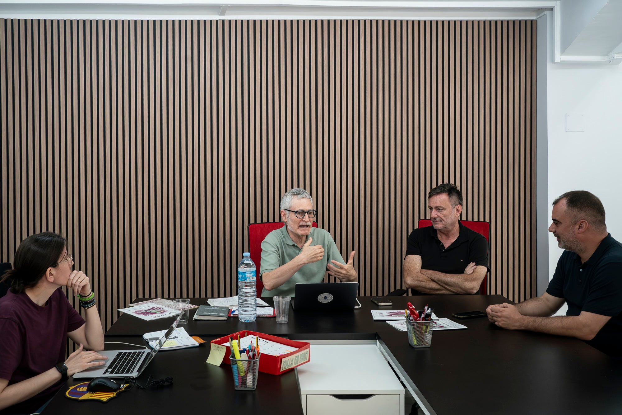 Visita de l'alcalde Jordi Ballart, a la redacció del Món Terrassa. 02.06.2026 | Mireia Comas
