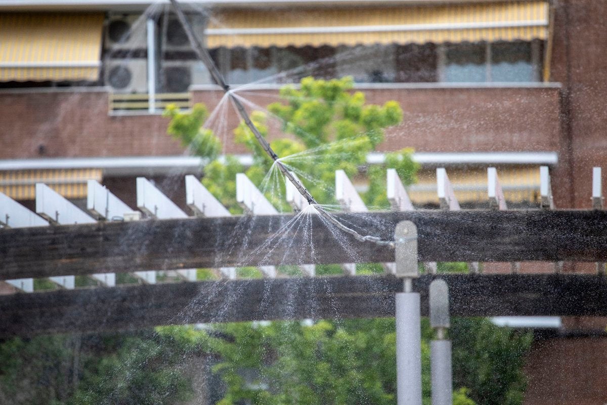 Terrassa instal·la sis nebulitzadores d'aigua per fer front a calor | Ajuntament de Terrassa