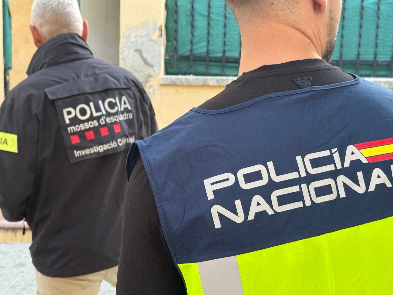 Operatiu de Mossos i CNP per acabar amb dues organitzacions de tràfic d'éssers humans | Mossos