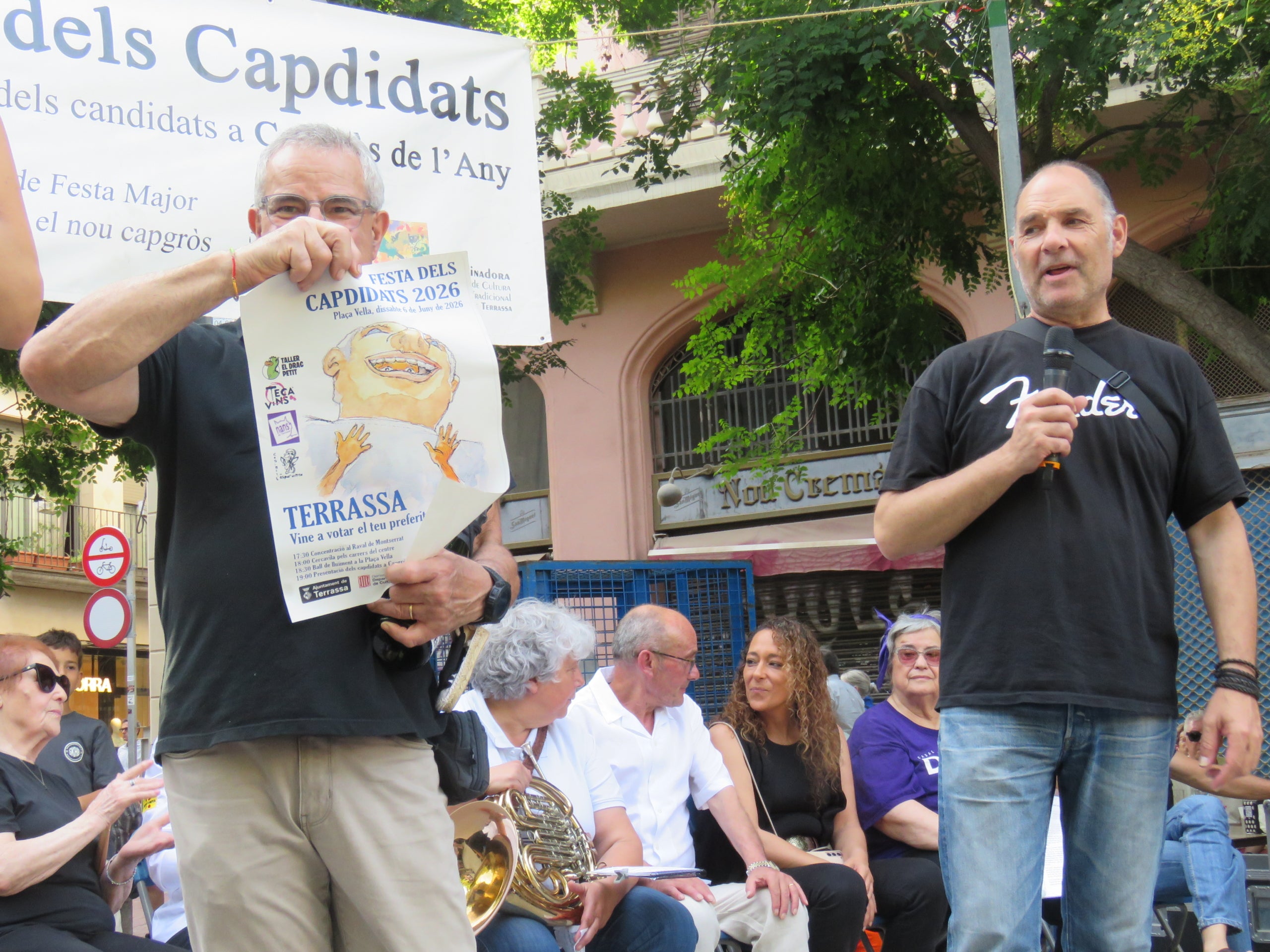 Carmen Aguilar, Noelia Fernández, Teresa Jarque, Ramón Herrera, Anna Granero, Mercè Gómez i Ramon Grimalt són els Capdidats a Capgròs del 2026. Tots ells han defensat la seva candidatura en un acte celebrat a la plaça Vella