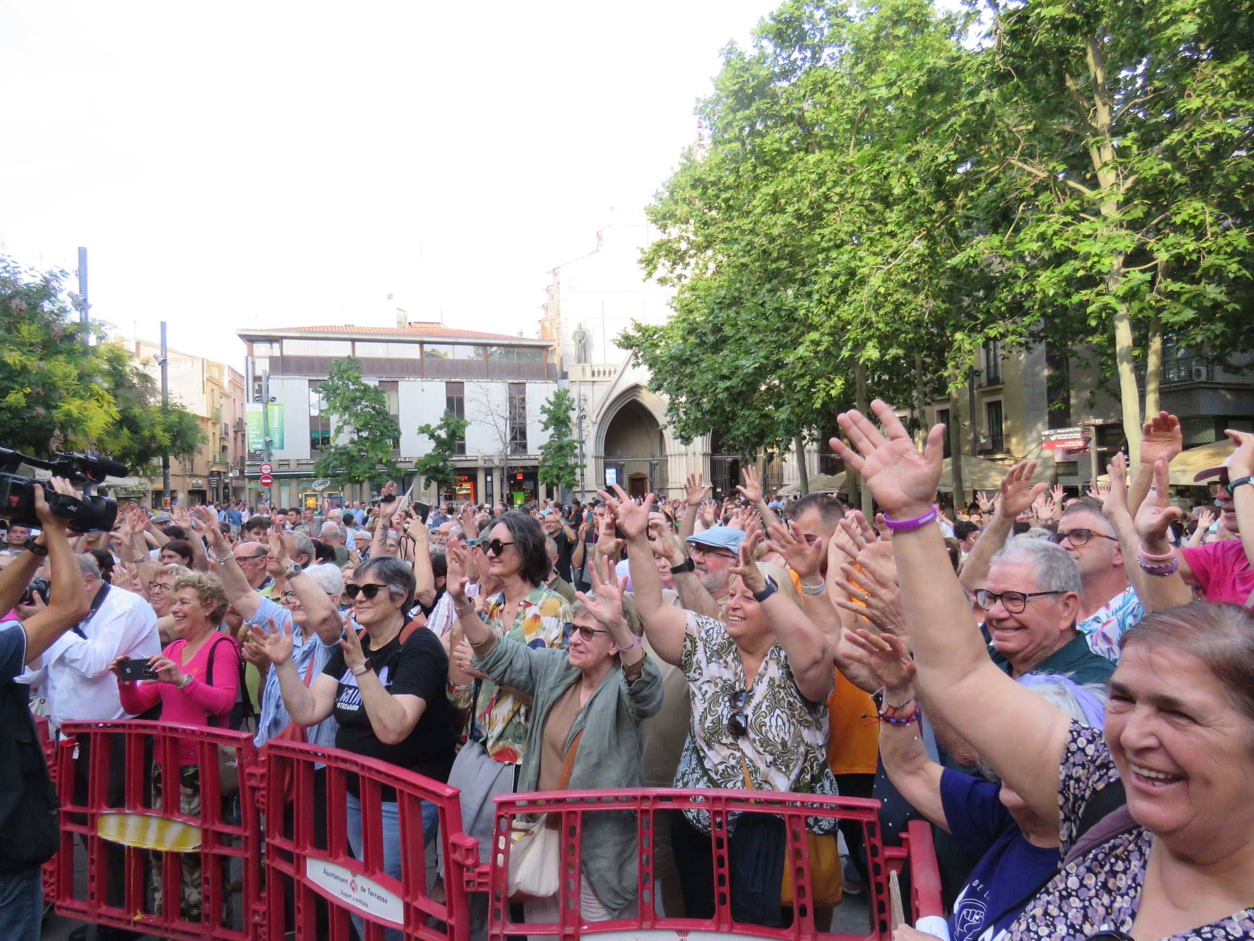 Carmen Aguilar, Noelia Fernández, Teresa Jarque, Ramón Herrera, Anna Granero, Mercè Gómez i Ramon Grimalt són els Capdidats a Capgròs del 2026. Tots ells han defensat la seva candidatura en un acte celebrat a la plaça Vella