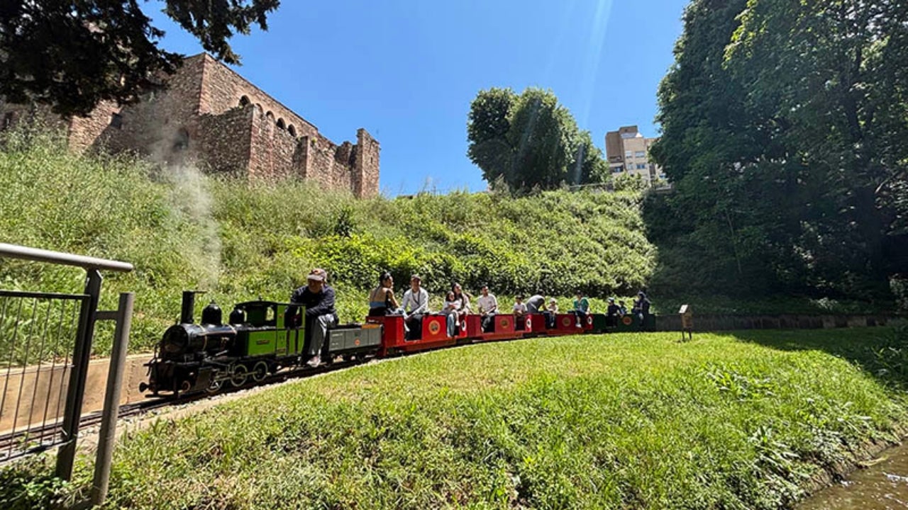 El trenet de Vallparadís és una de les atraccions familiars més estimades | Club Ferroviari Terrassa