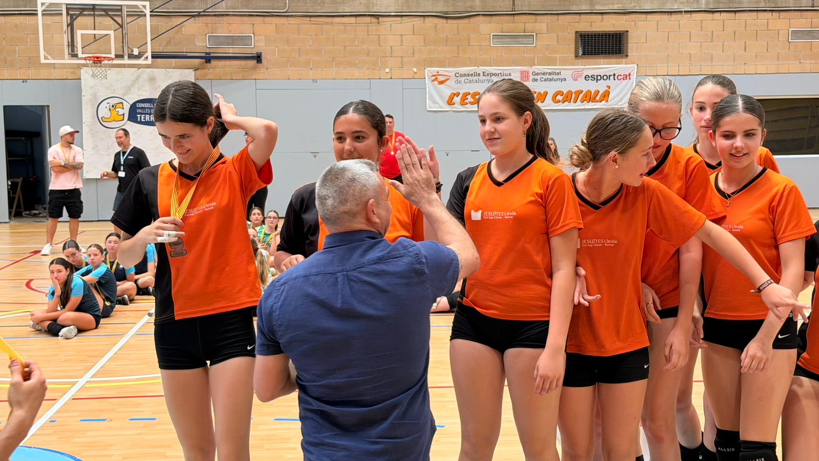 Dissabte 6 de juny va tenir lloc la Final Nacional de Voleibol Infantil Femení a les instal·lacions de Can Jofresa. L’esdeveniment va comptar amb la participació dels millors equips dels vuit Consells Esportius d’arreu de la comarca. La classificació final va ser: 1. Ins Domènech i Montaner. Consell Esportiu Maresme 2. Ins. Jaume Balmes. Consell de Barcelona 3. Col. Claver i Raimat. Consell Esportiu del Segrià 4. L'eramprunyà. Consell Esportiu del Baix Llobregat 5. CH Bordils. Consell Esportiu Gironès 6. Salesians. Consell Esportiu Vallès Occidental Sabadell 7. CV Batea. Consell Esportiu de la Terra Alta 8. CV Sant Pere i Sant Pau. Consell Esportiu del Tarragonès