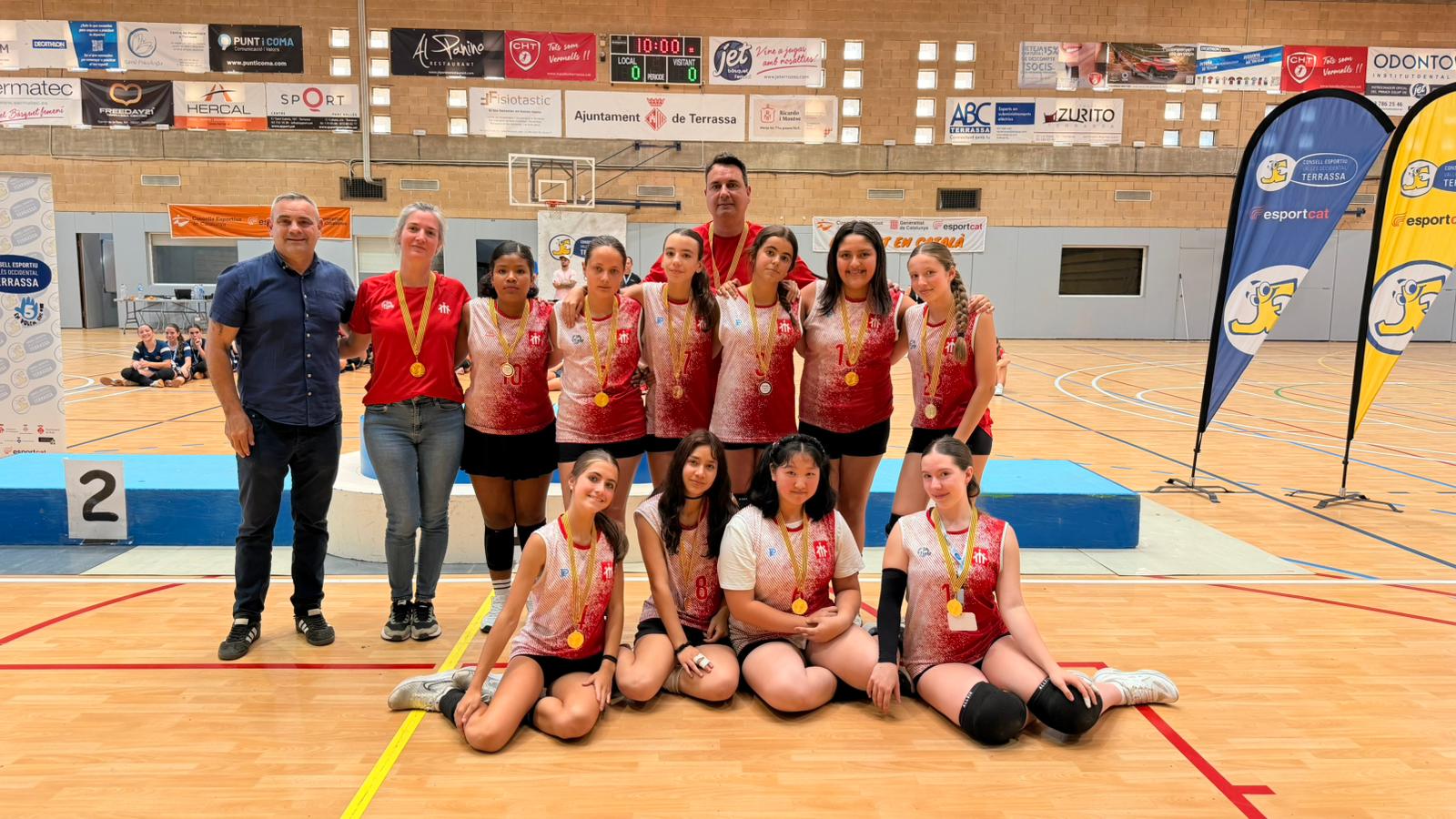 Dissabte 6 de juny va tenir lloc la Final Nacional de Voleibol Infantil Femení a les instal·lacions de Can Jofresa. L’esdeveniment va comptar amb la participació dels millors equips dels vuit Consells Esportius d’arreu de la comarca. La classificació final va ser: 1. Ins Domènech i Montaner. Consell Esportiu Maresme 2. Ins. Jaume Balmes. Consell de Barcelona 3. Col. Claver i Raimat. Consell Esportiu del Segrià 4. L'eramprunyà. Consell Esportiu del Baix Llobregat 5. CH Bordils. Consell Esportiu Gironès 6. Salesians. Consell Esportiu Vallès Occidental Sabadell 7. CV Batea. Consell Esportiu de la Terra Alta 8. CV Sant Pere i Sant Pau. Consell Esportiu del Tarragonès