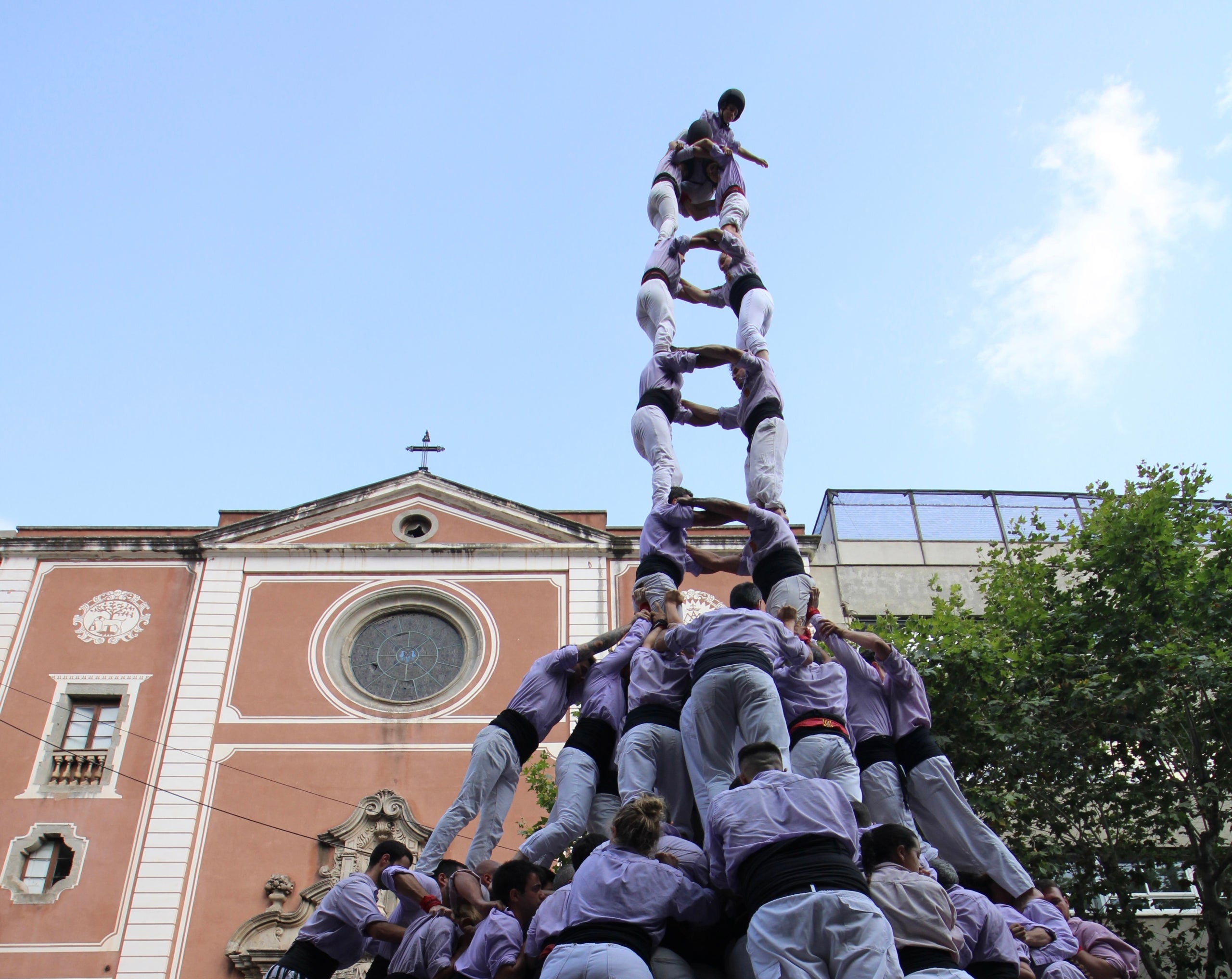 El 2 de 9 amb folre i manilles descarregat dels Minyons de Terrassa a la diada de Les Santes de Mataró | Minyons T.