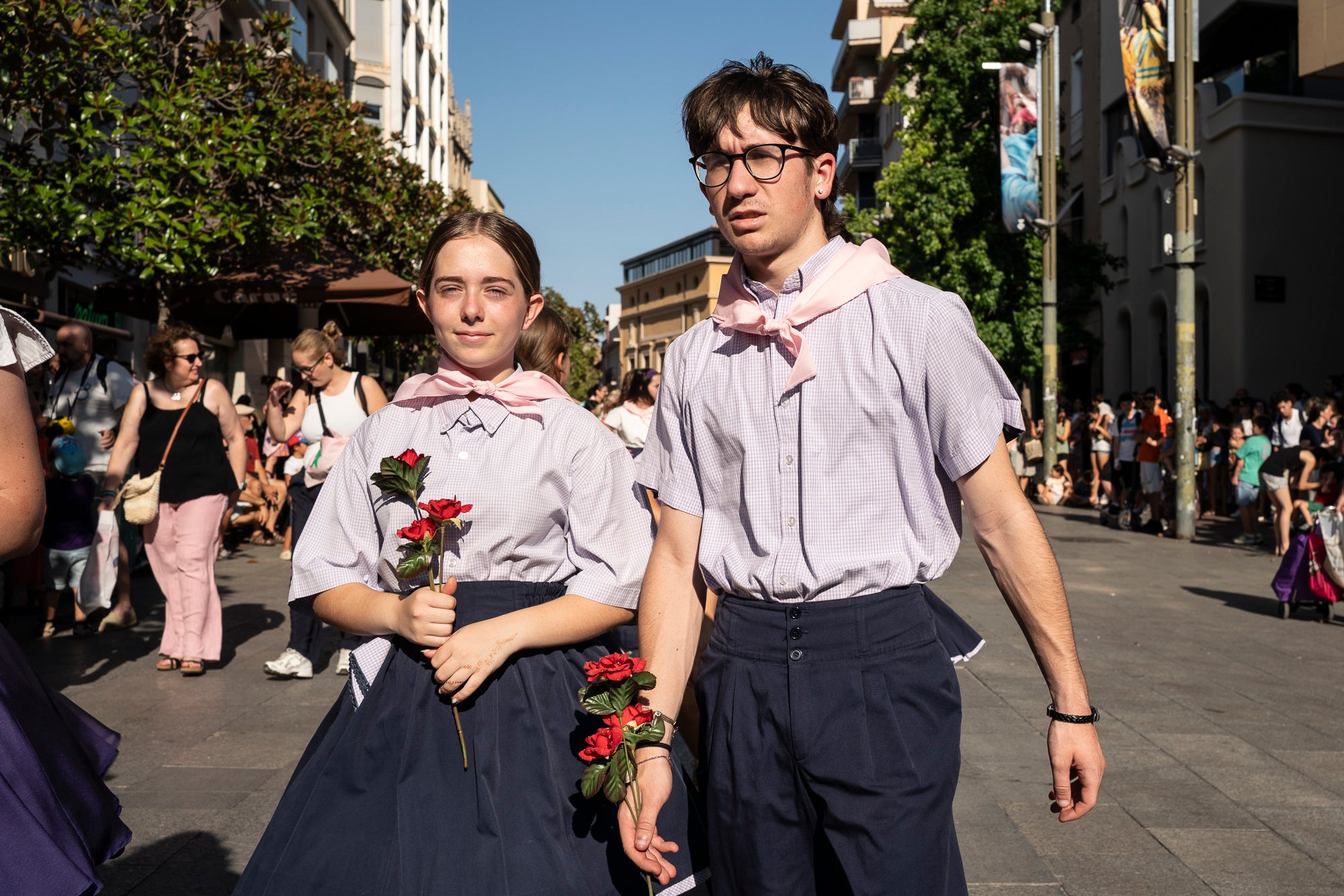 Els carrers de Terrassa han tornat a acollir la Cercavila de Festa Major, la mostra de cultura popular i tradicional catalana de la ciutat. Enguany, l'acte ha comptat amb la presència de totes les colles protocol·làries; el Drac de Terrassa, els Geganters de Terrassa, Nans i Capgrossos de Terrassa, l'Esbart Egarenc, els Bastoners de Terrassa, els Minyons de Terrassa, els Castellers de Terrassa, els Diables de Terrassa i l'Àliga de Terrassa. A més, també actuat les colles sardanistes de la ciutat, les colles geganteres, les colles de diables i les colles d'imatgeria de foc, entre d'altres entitats culturals | Mireia Comas