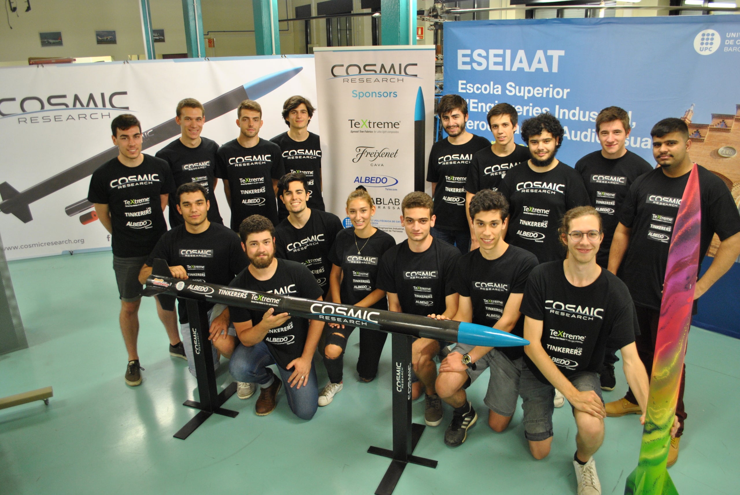 Components de la primera i segona generació de Cosmic Research | ESEIAAT