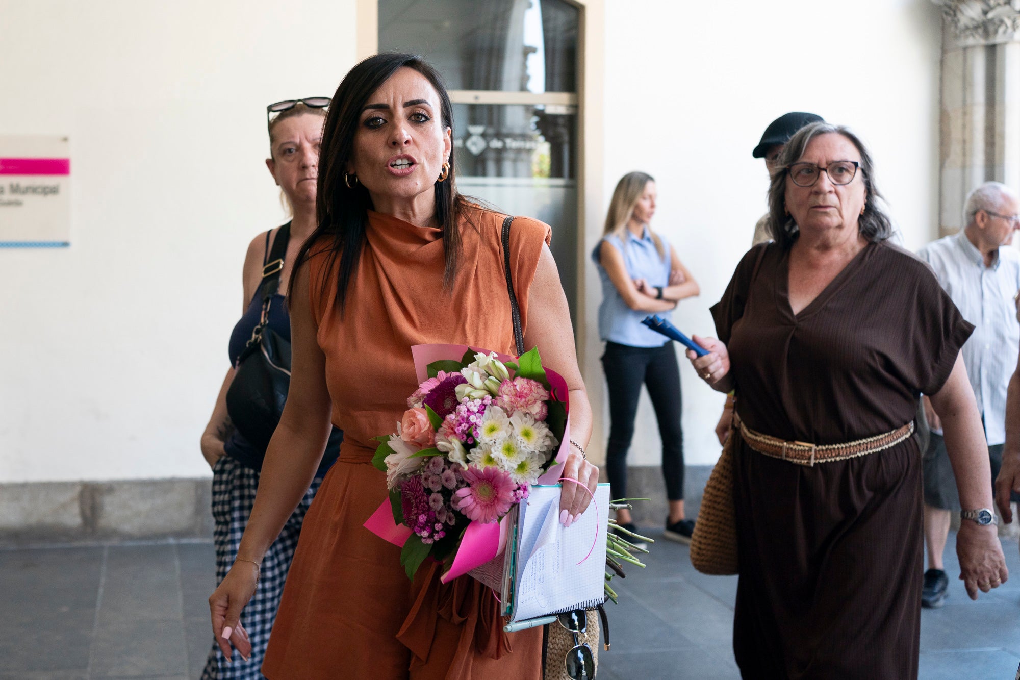 Concentració en suport a l'Alicia Tomàs, regidora de Vox 30.07.2026 | Mireia Comas