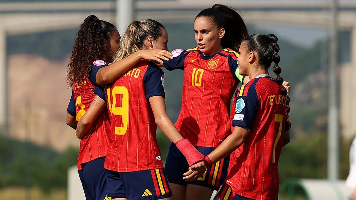 10/07/2026 Fútbol.- España conquista el Europeo Sub-19 femenino por quinto año seguido.

La selección española femenina de fútbol Sub-19 se proclamó campeona de Europa por quinta edición consecutiva al superar (0-1) a Alemania este viernes con gol de Irune Dorado en el minuto 60.

DEPORTES
RFEF