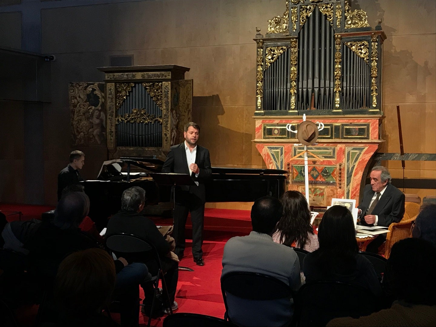 El concert 'Emili Vendrell: la Veu del Poble' d'homenatge al tenor barceloní dins el cicle Sons del Temps 2026 a l'església de Sant Francesc de Terrassa serà protagonitzat per Roger Padullés | Terrassa Cultura

